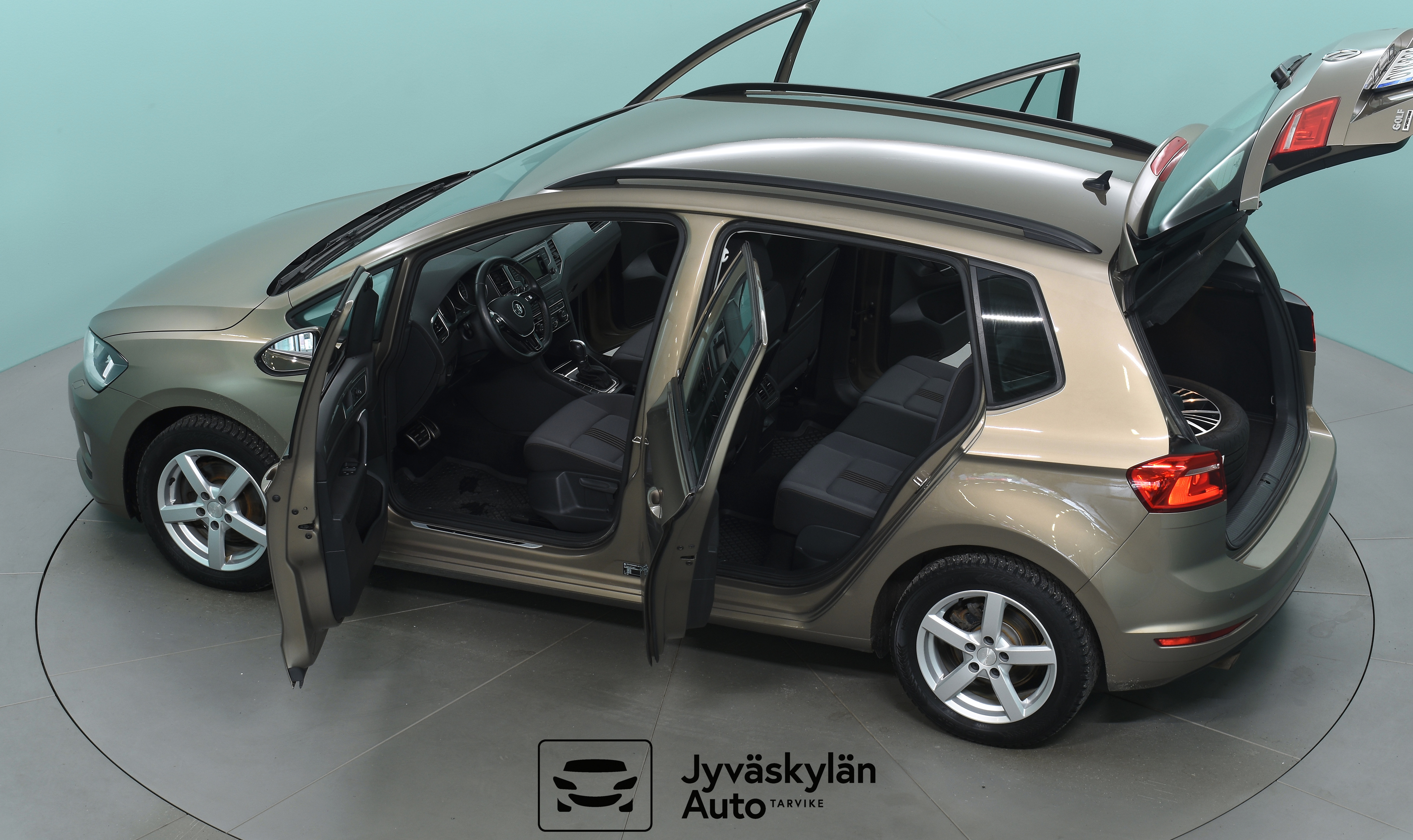 VOLKSWAGEN Golf Sportsvan 2016