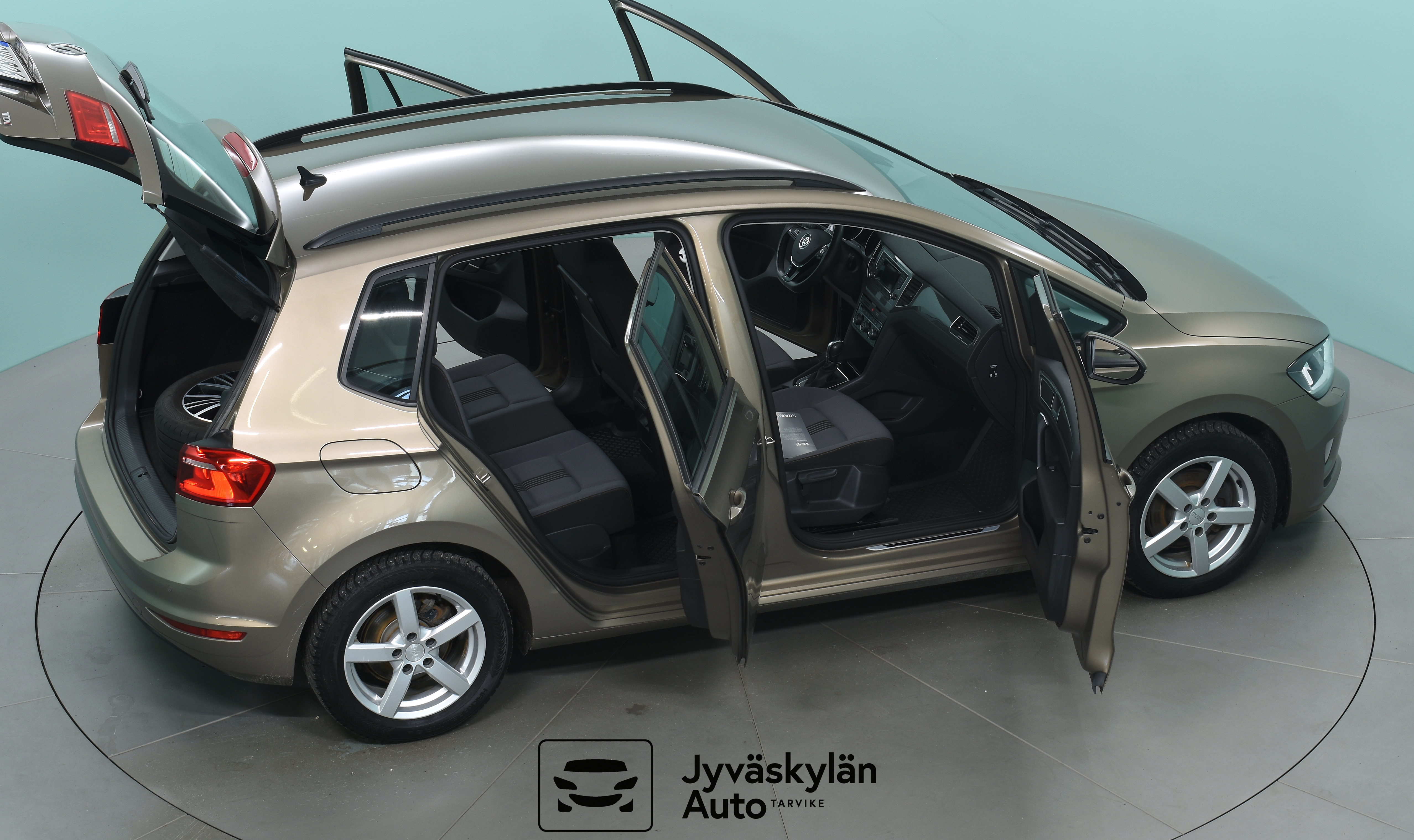 VOLKSWAGEN Golf Sportsvan 2016