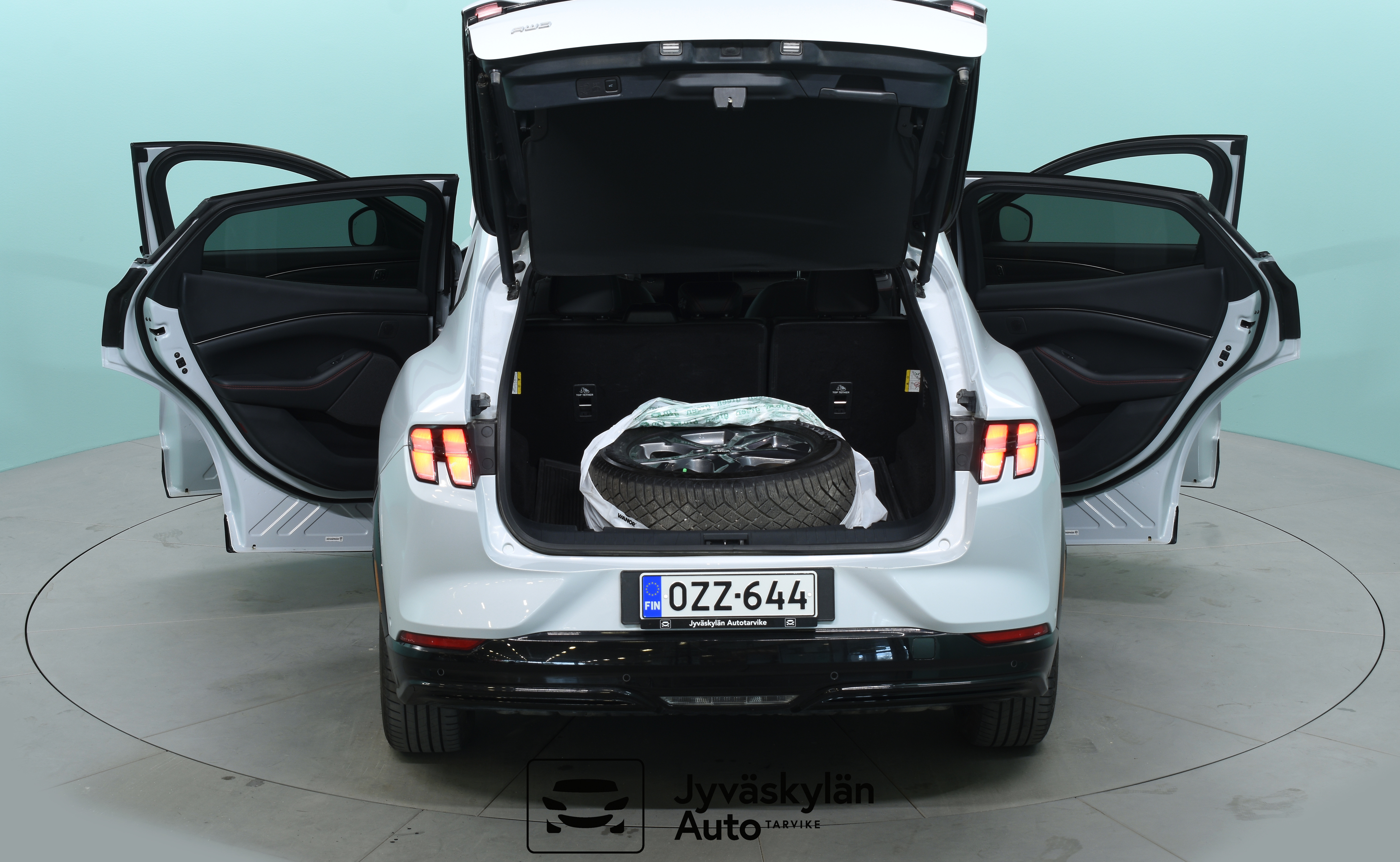 FORD Mustang Mach-E 2023