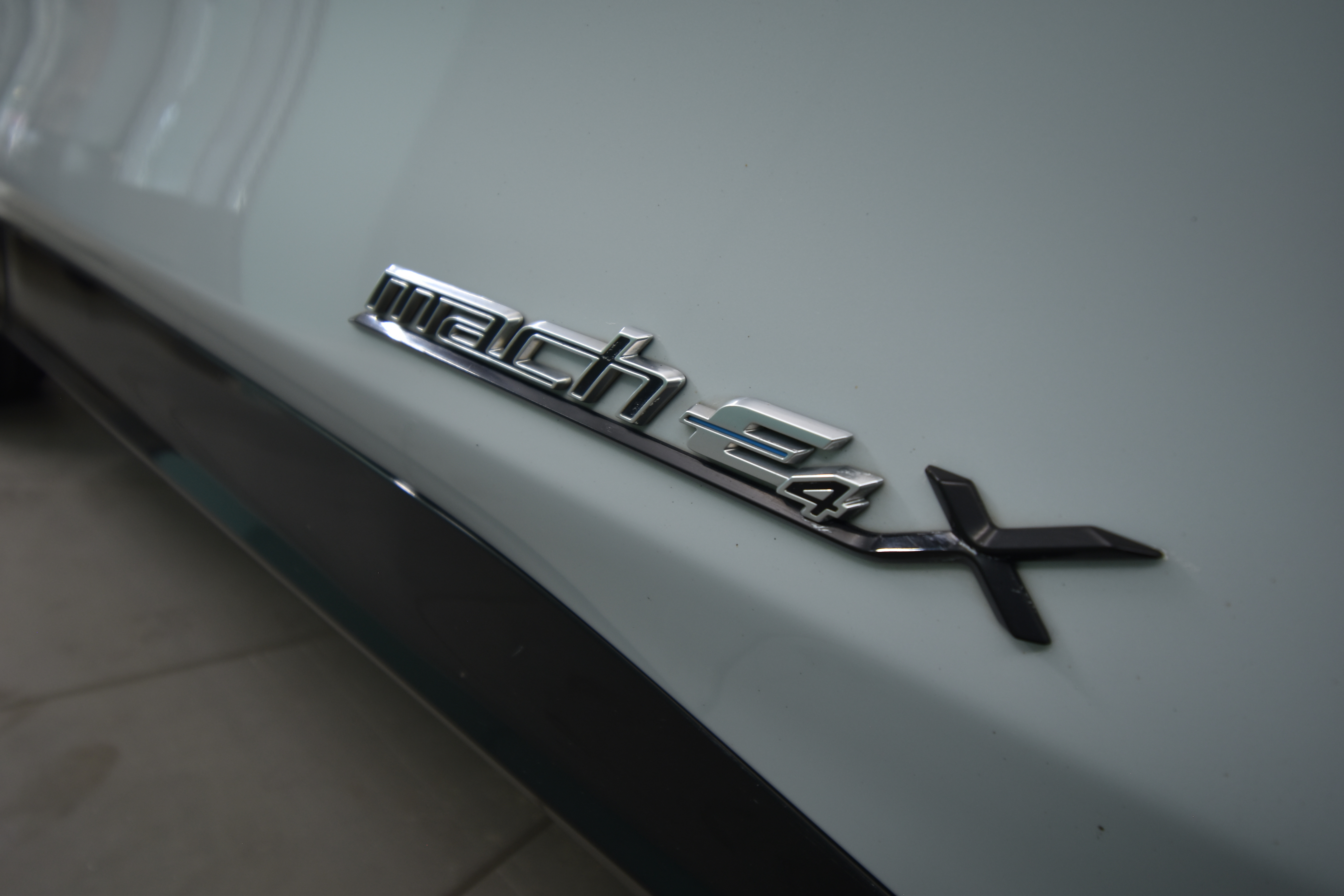 FORD Mustang Mach-E 2023