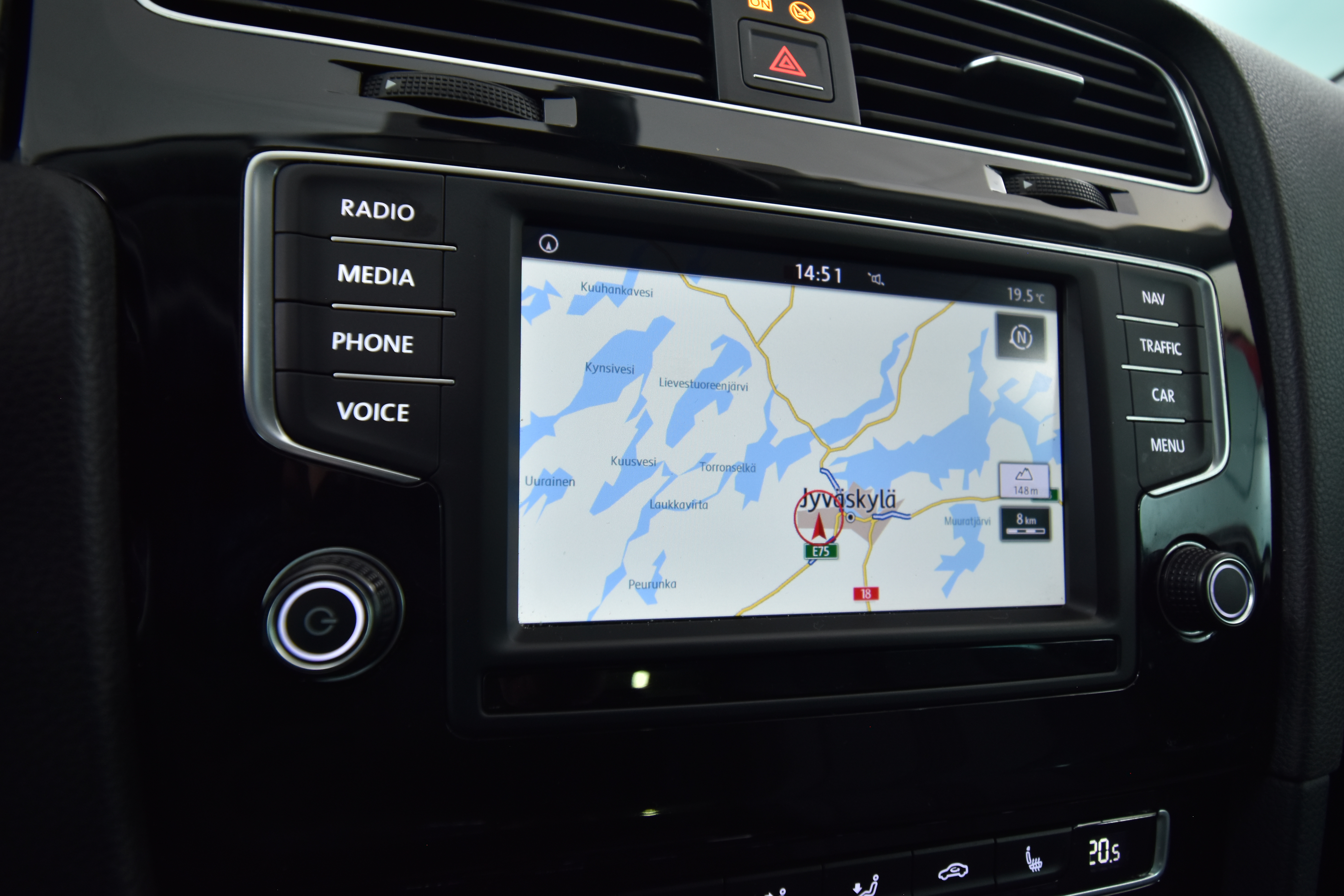 VOLKSWAGEN Golf 2016