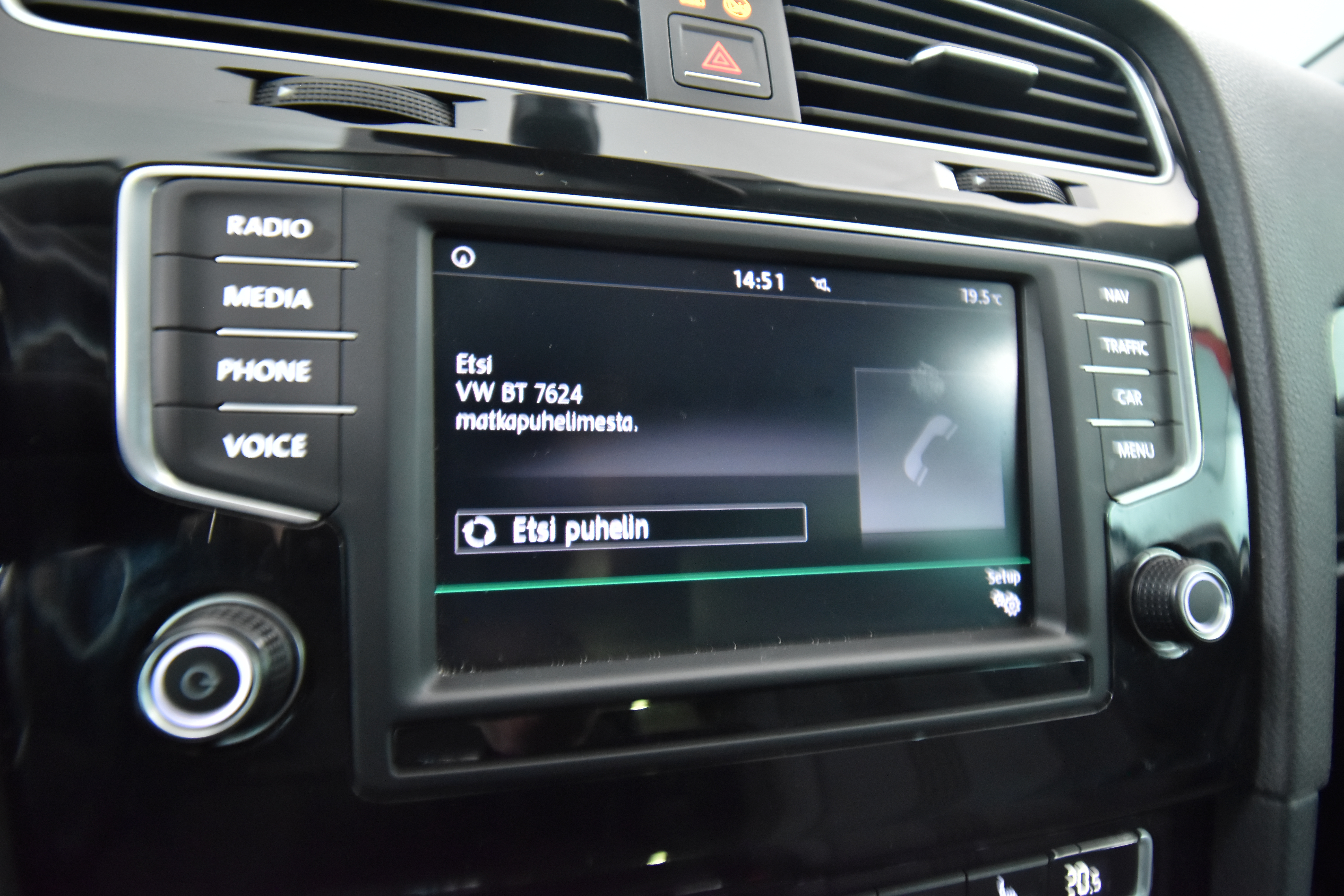 VOLKSWAGEN Golf 2016