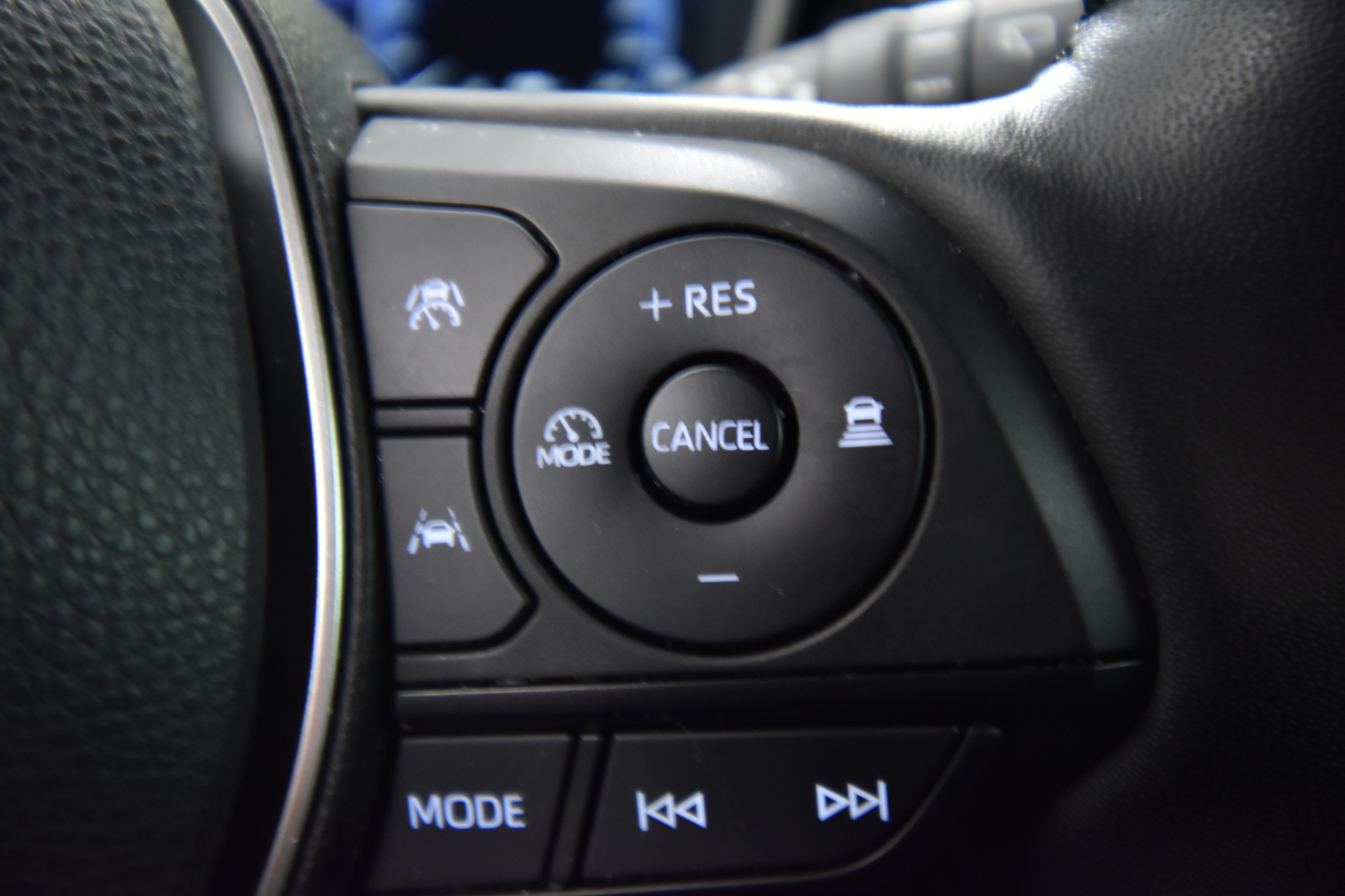 TOYOTA Corolla Cross 2023