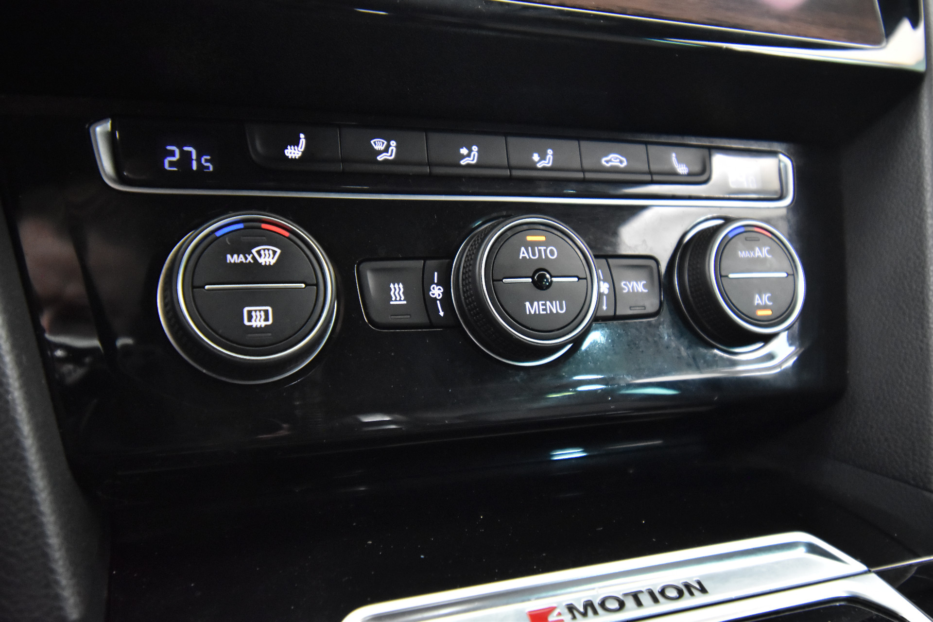 VOLKSWAGEN Passat 2017