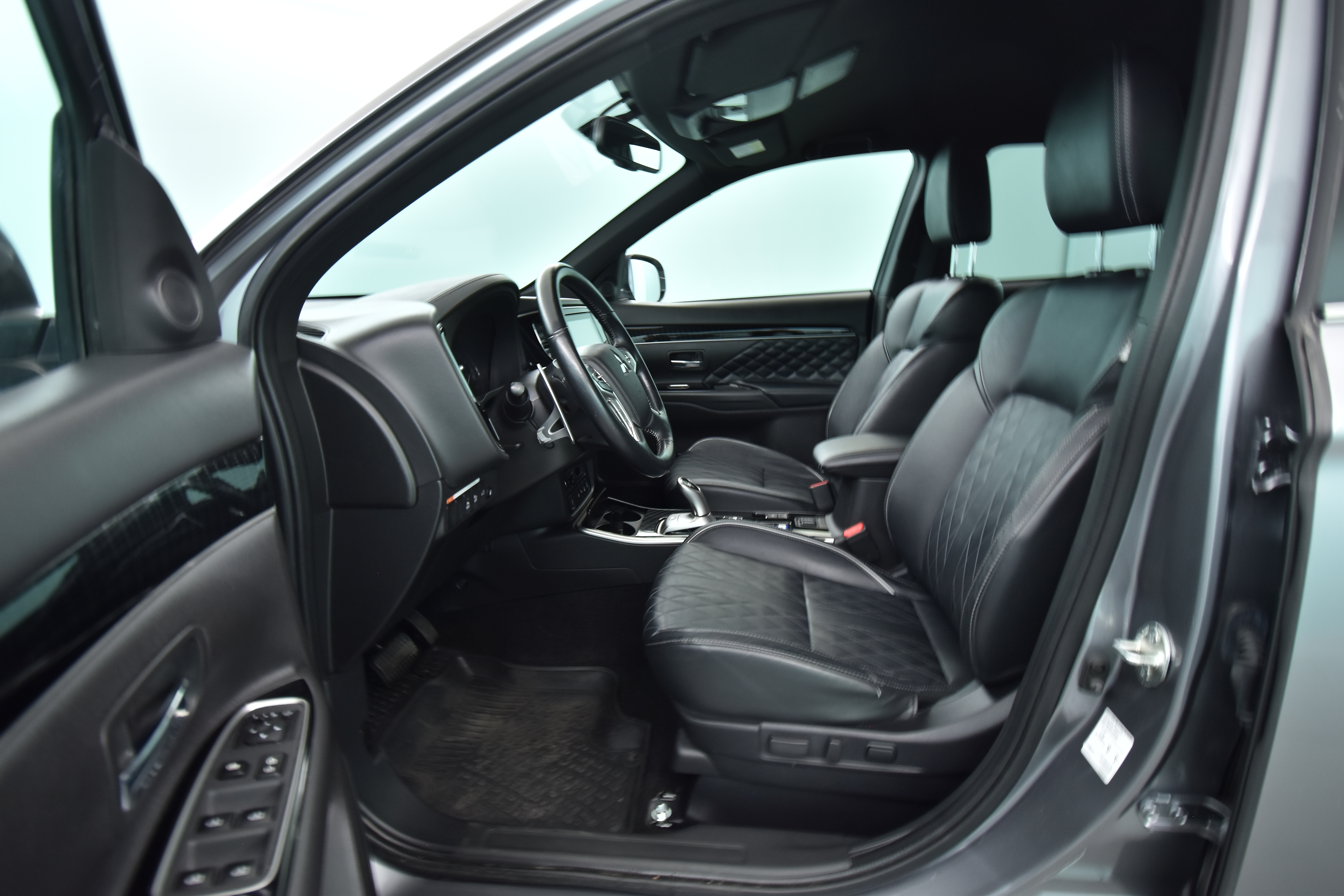 MITSUBISHI Outlander PHEV 2021