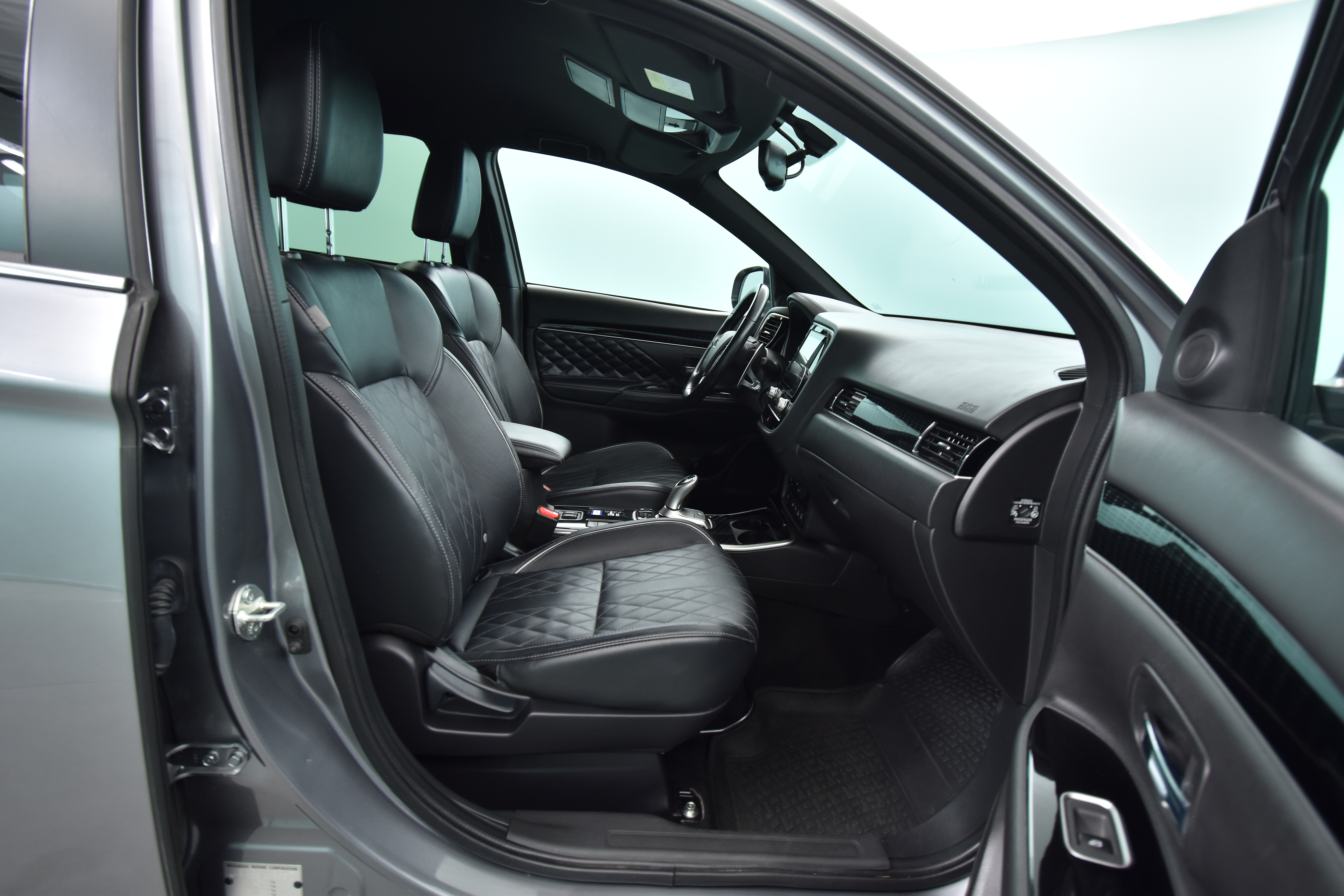 MITSUBISHI Outlander PHEV 2021