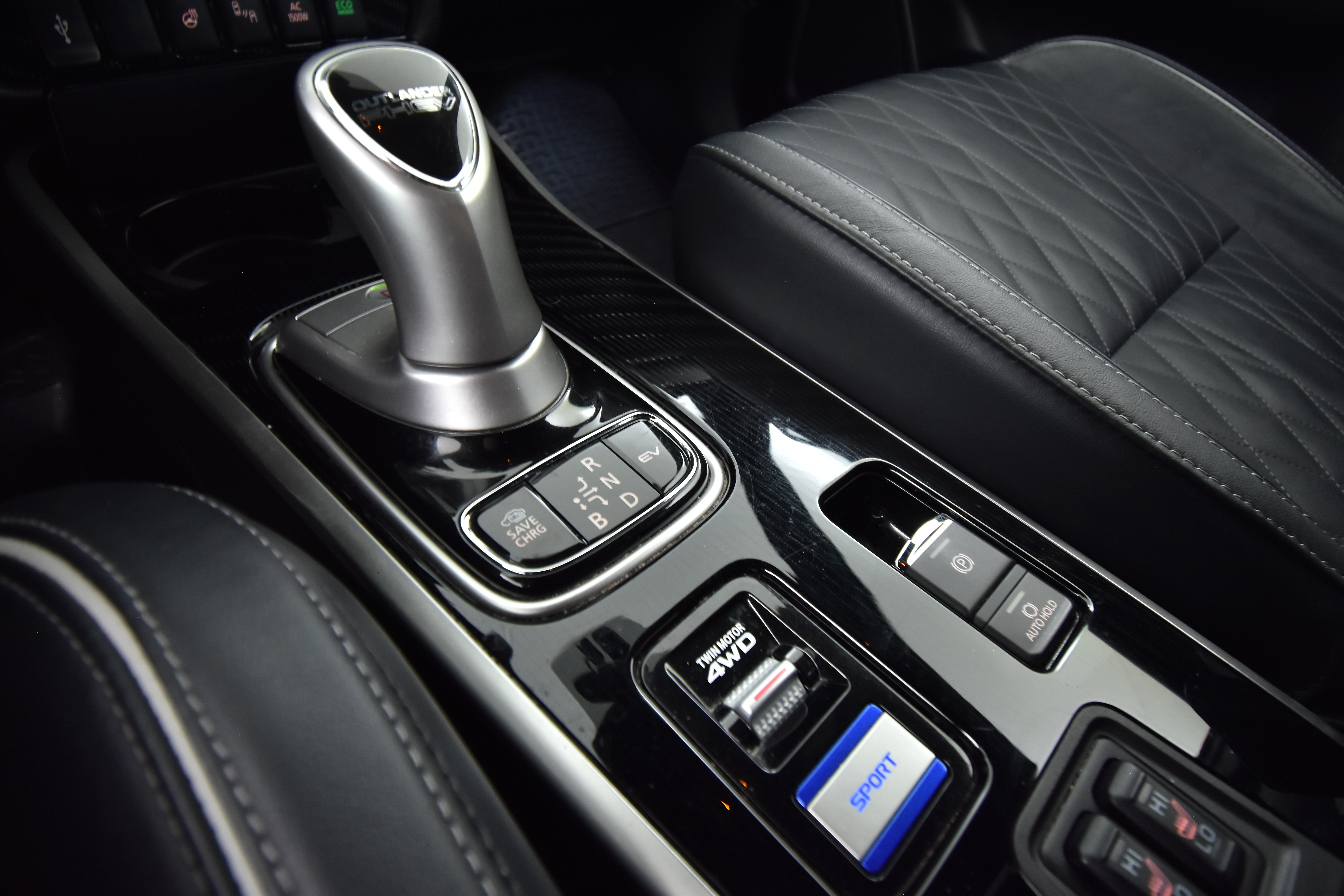 MITSUBISHI Outlander PHEV 2021