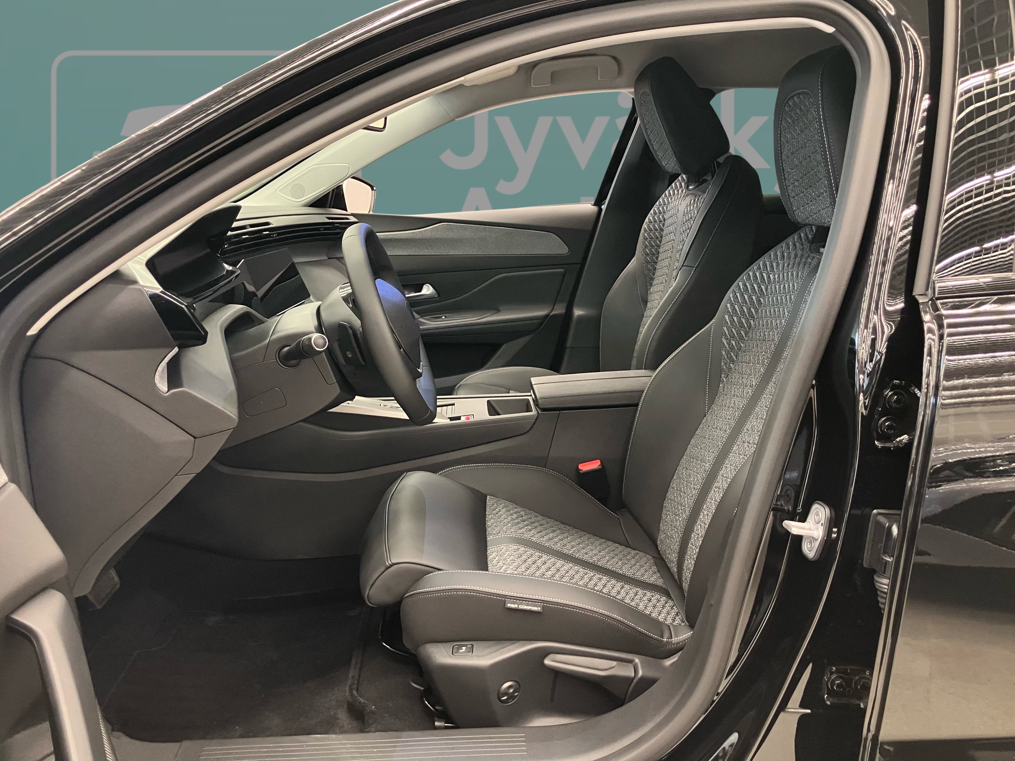 Peugeot 408 2026
