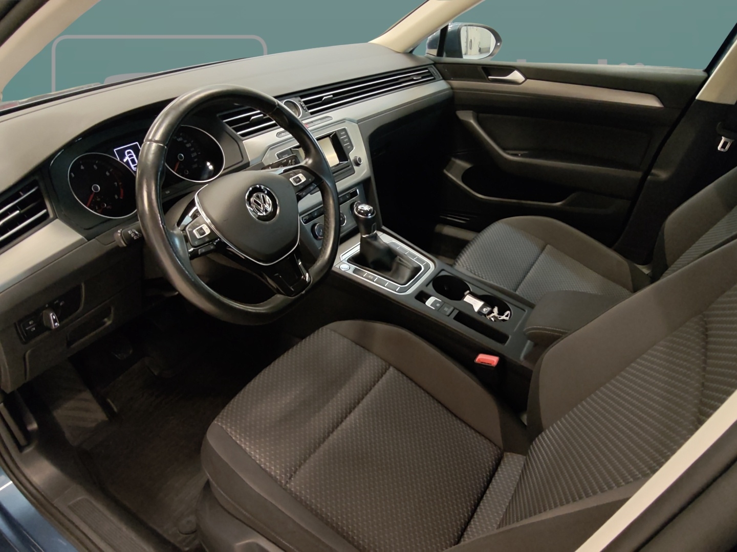VOLKSWAGEN Passat 2017