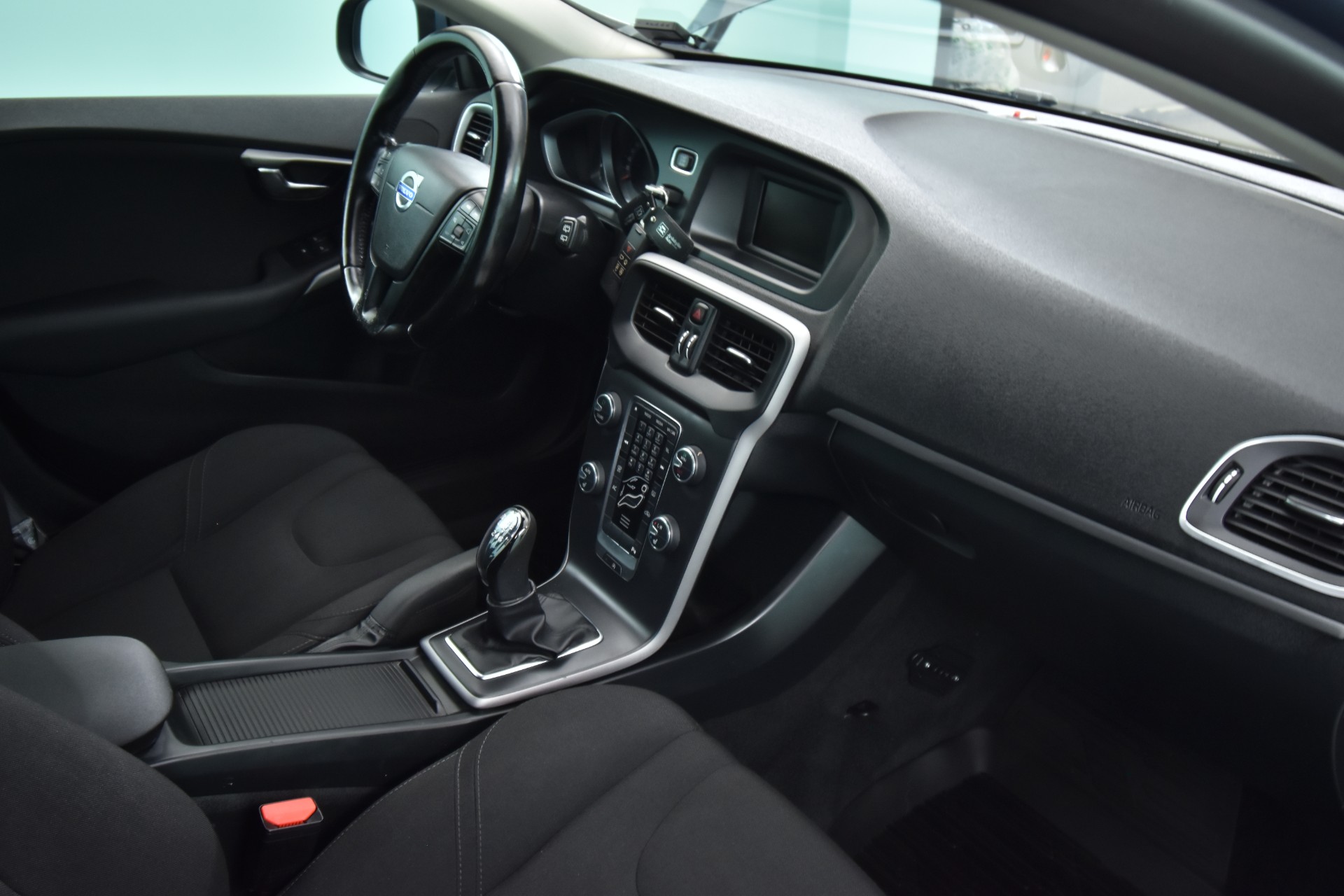 VOLVO V40 2013
