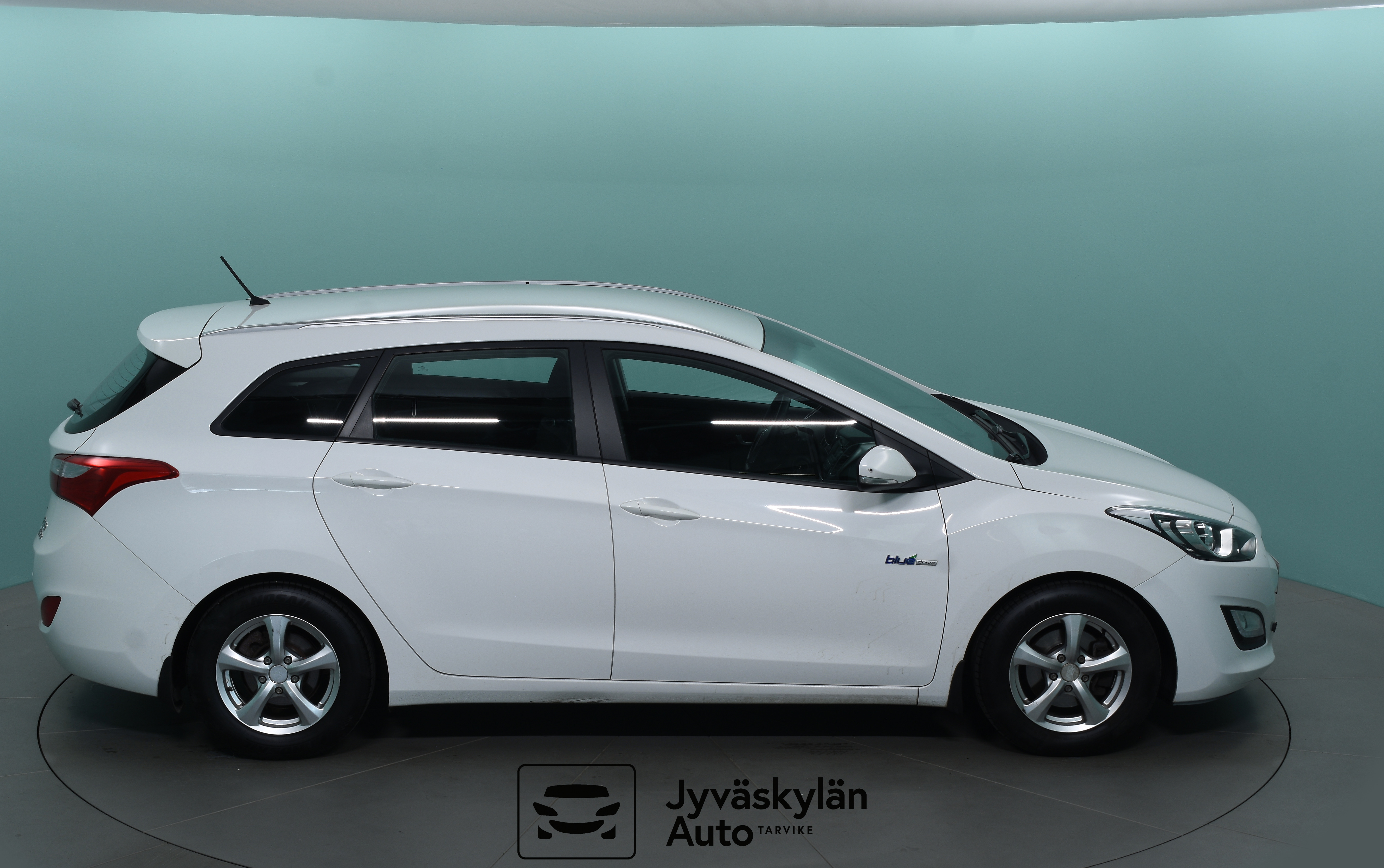 HYUNDAI i30 Wagon 2013