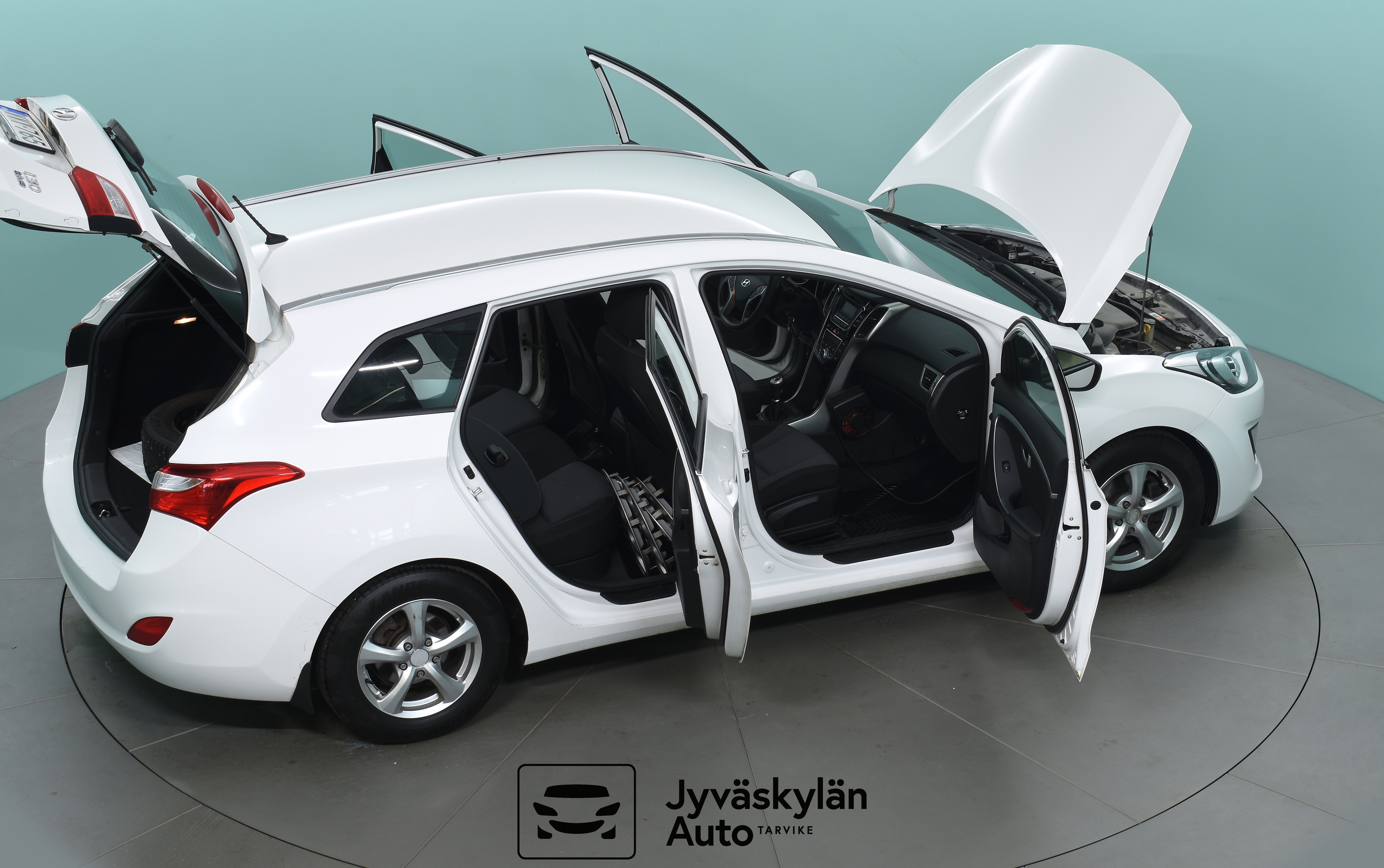 HYUNDAI i30 Wagon 2013