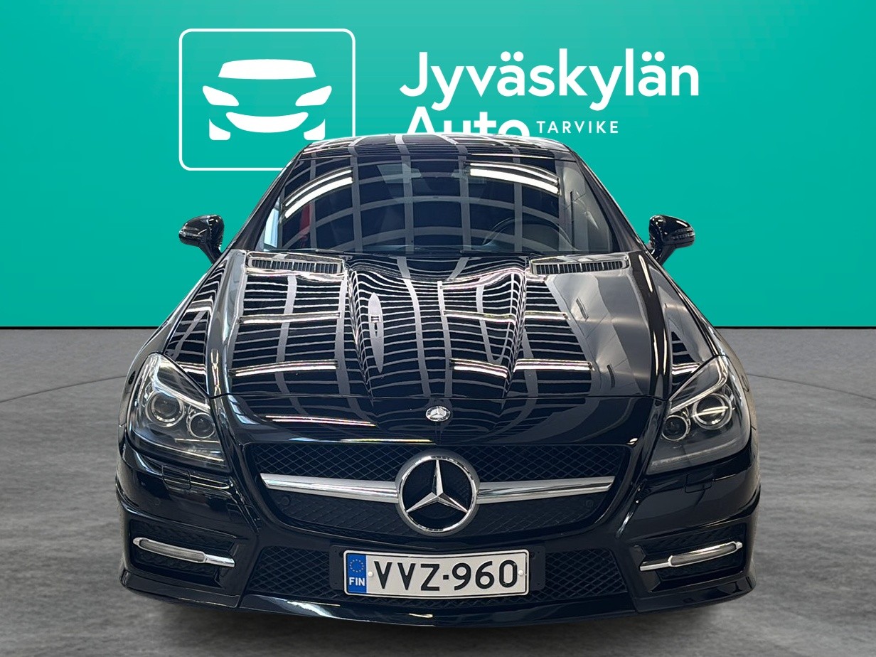 MERCEDES-BENZ SLK 2011