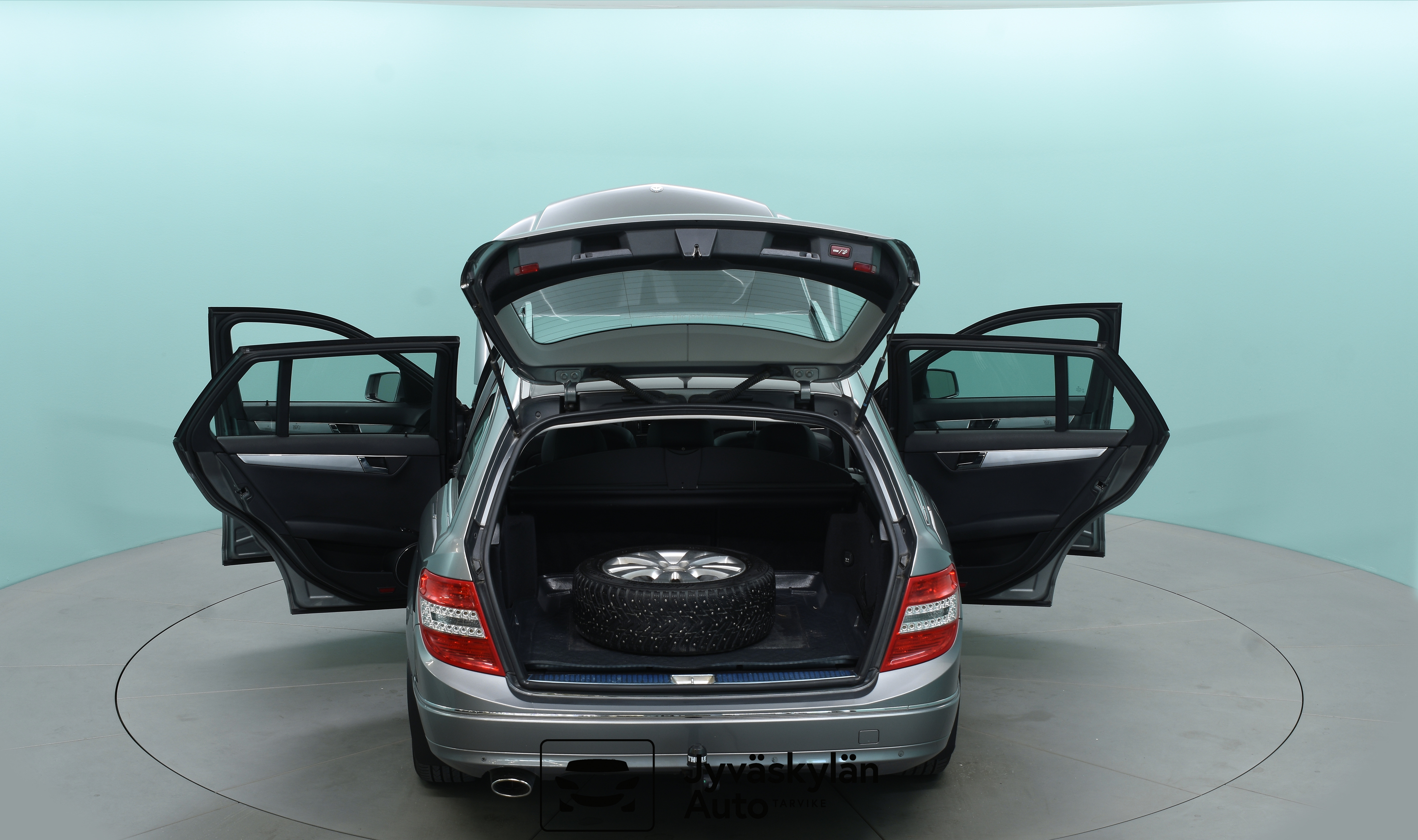 MERCEDES-BENZ C 2010