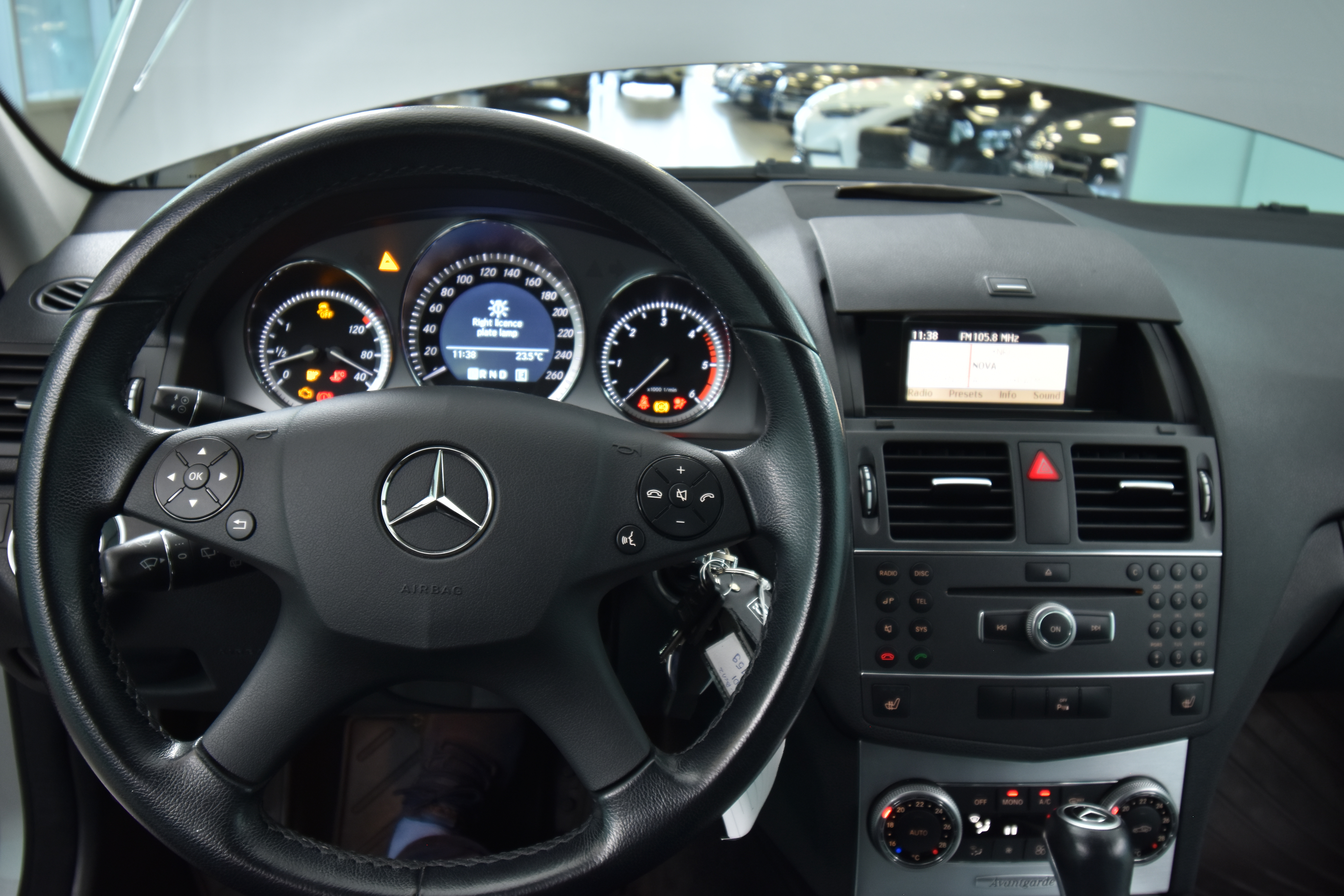 MERCEDES-BENZ C 2010
