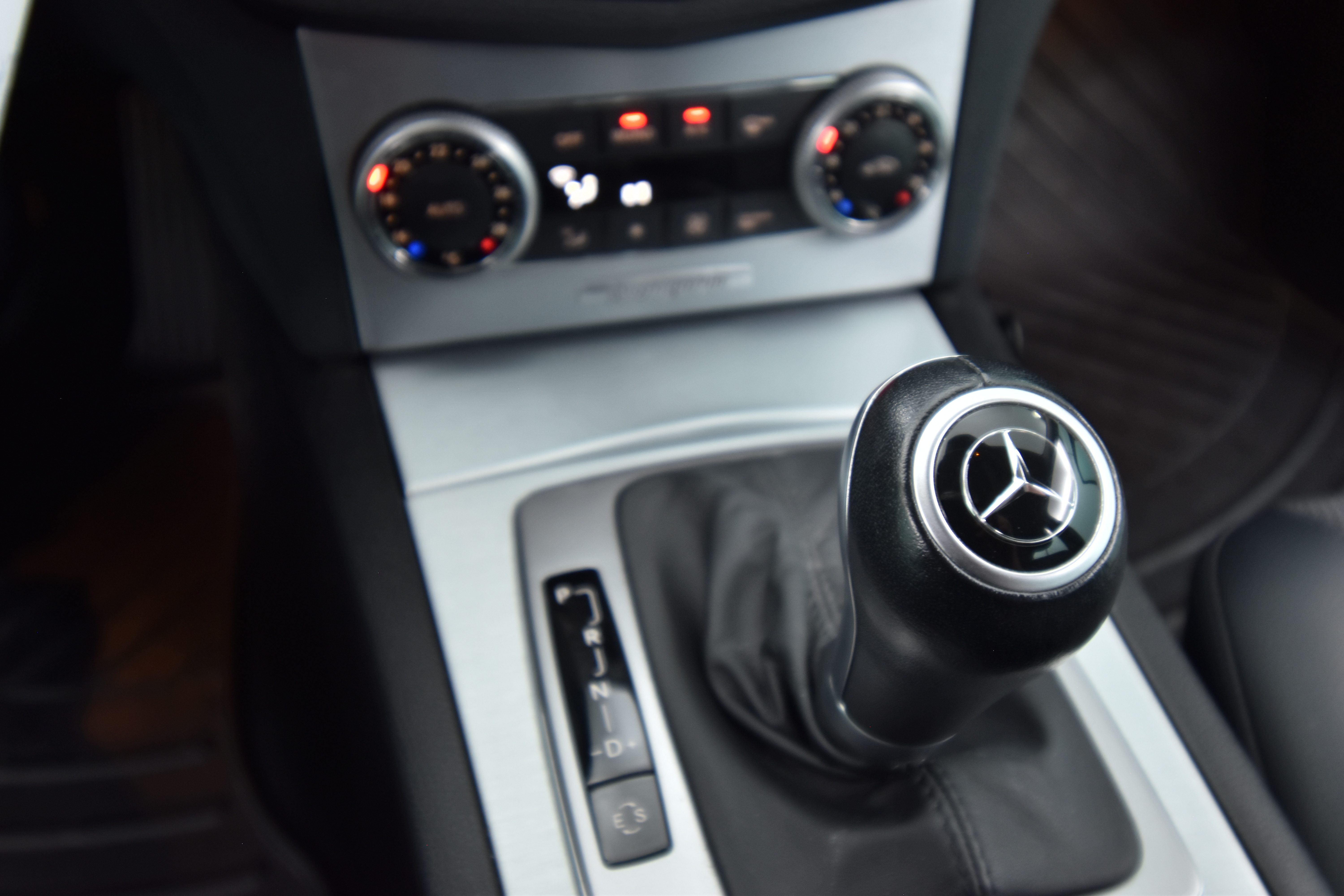 MERCEDES-BENZ C 2010