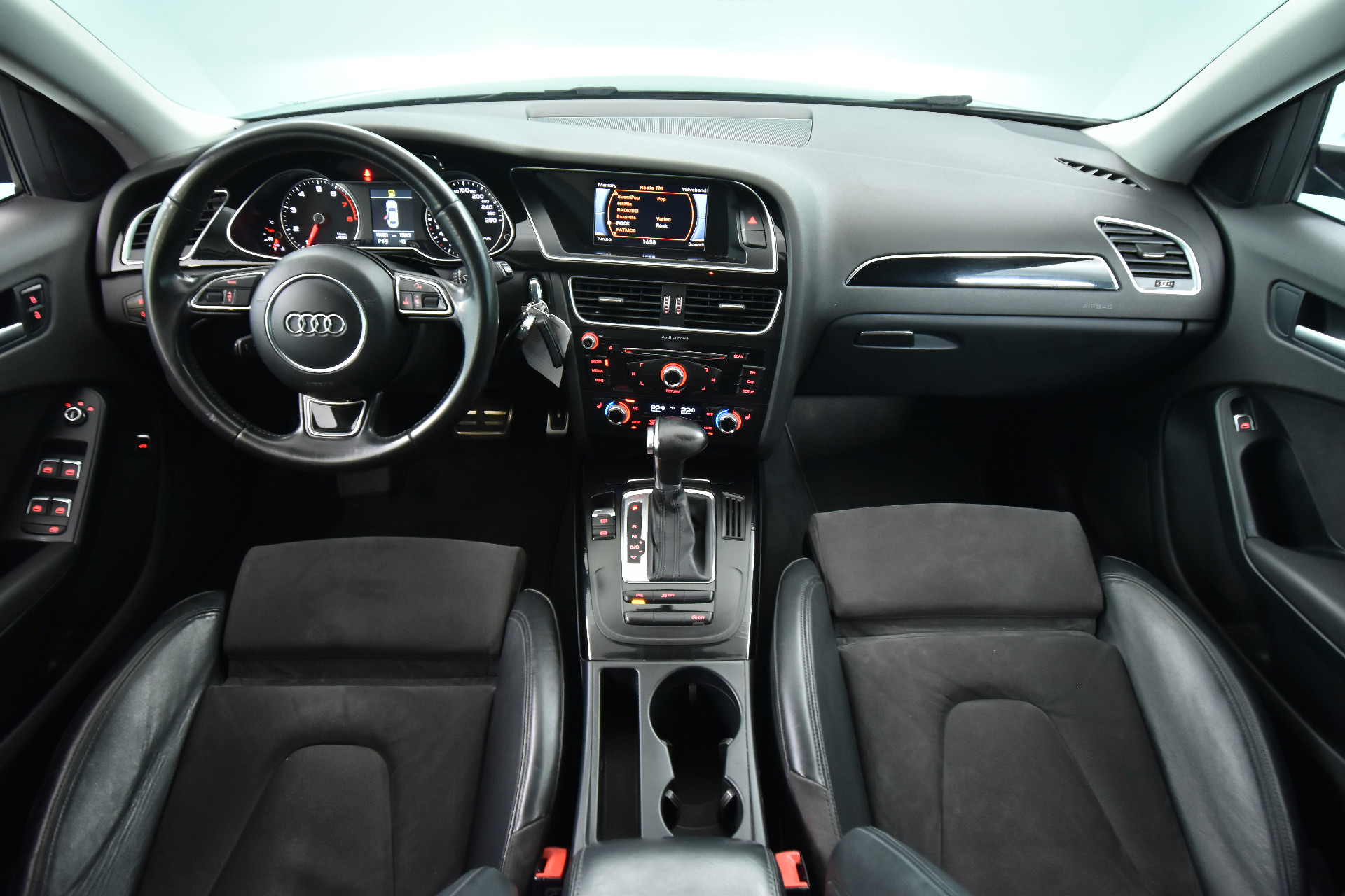 AUDI A4 2014