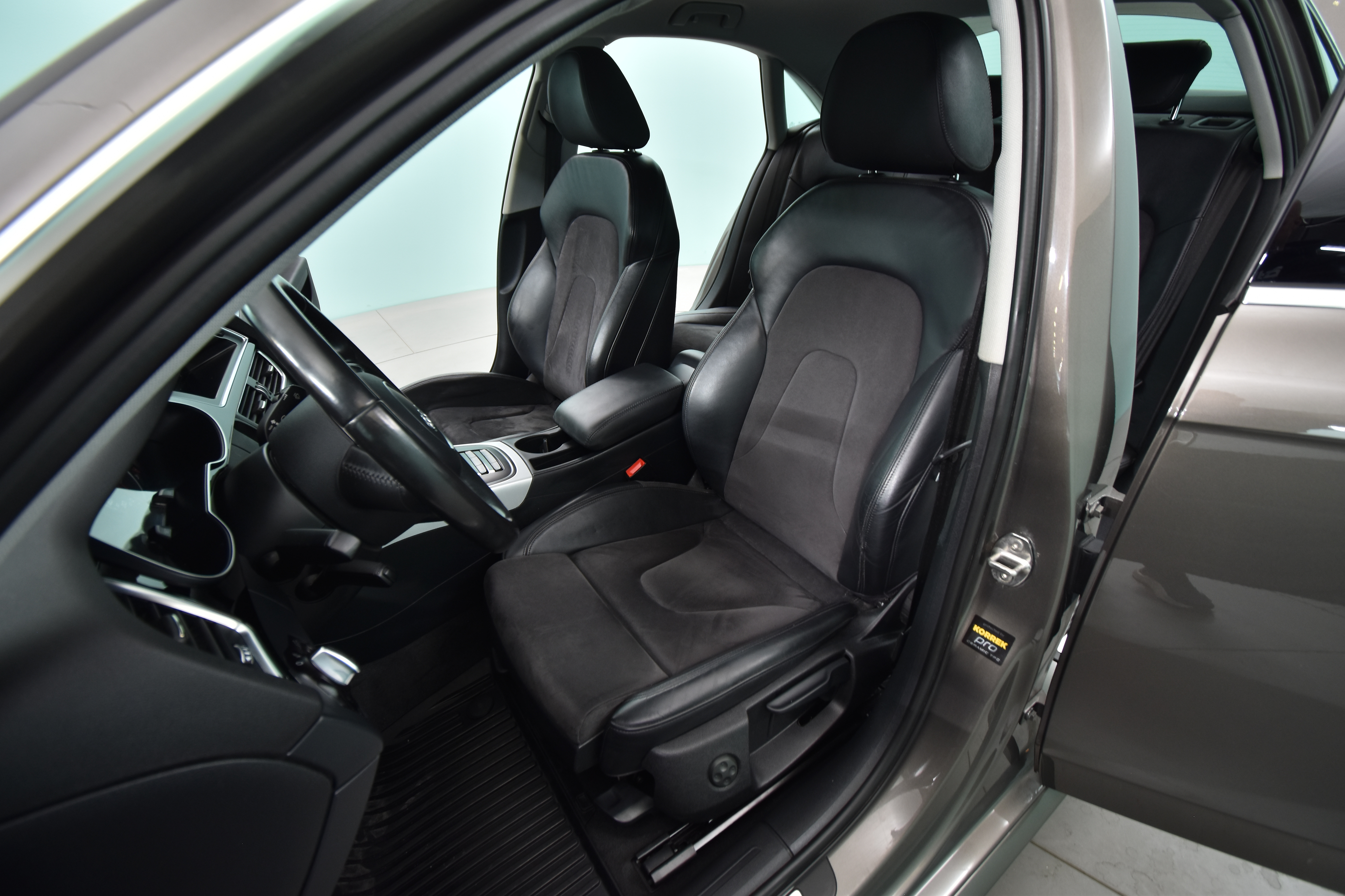 AUDI A4 2015