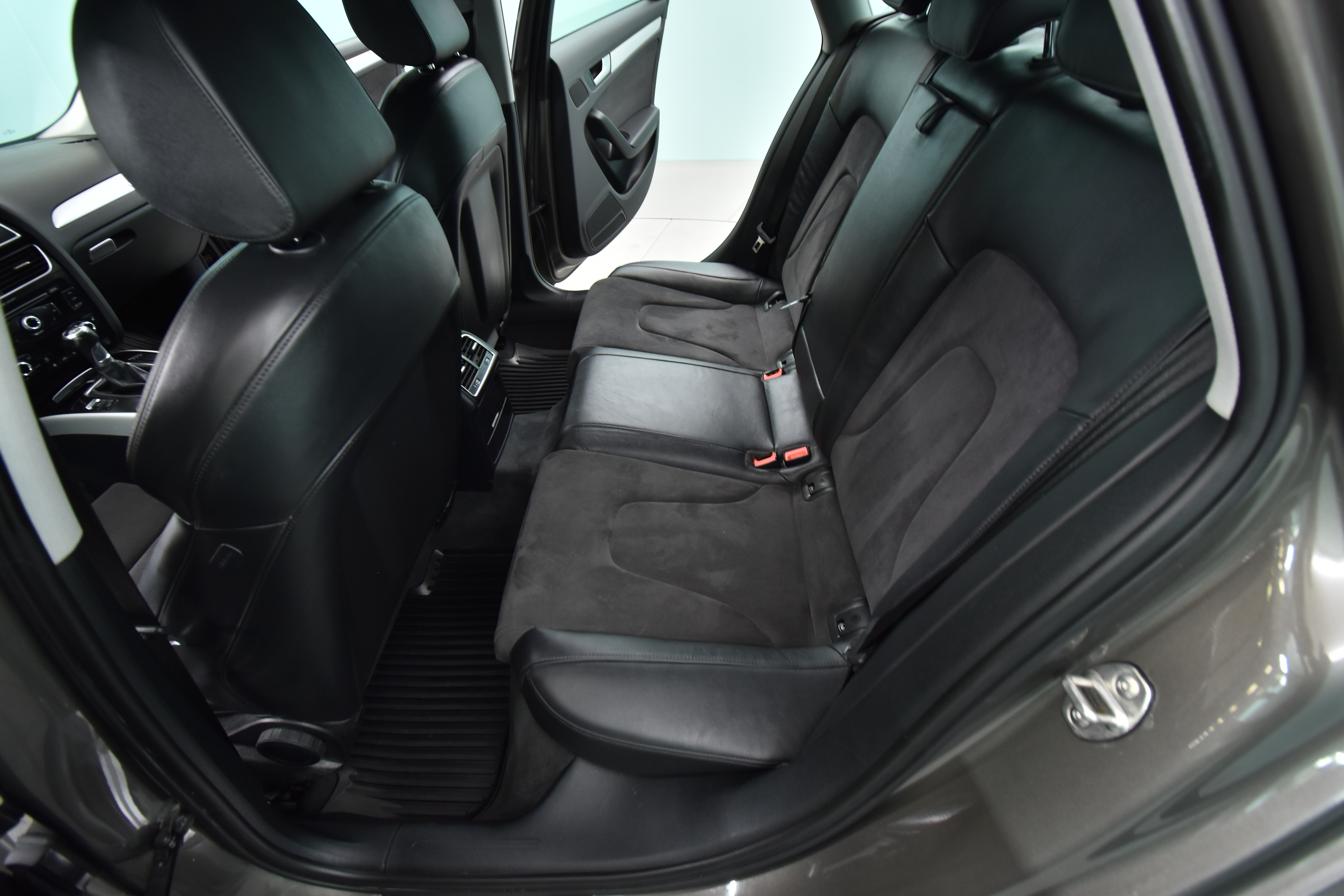 AUDI A4 2015