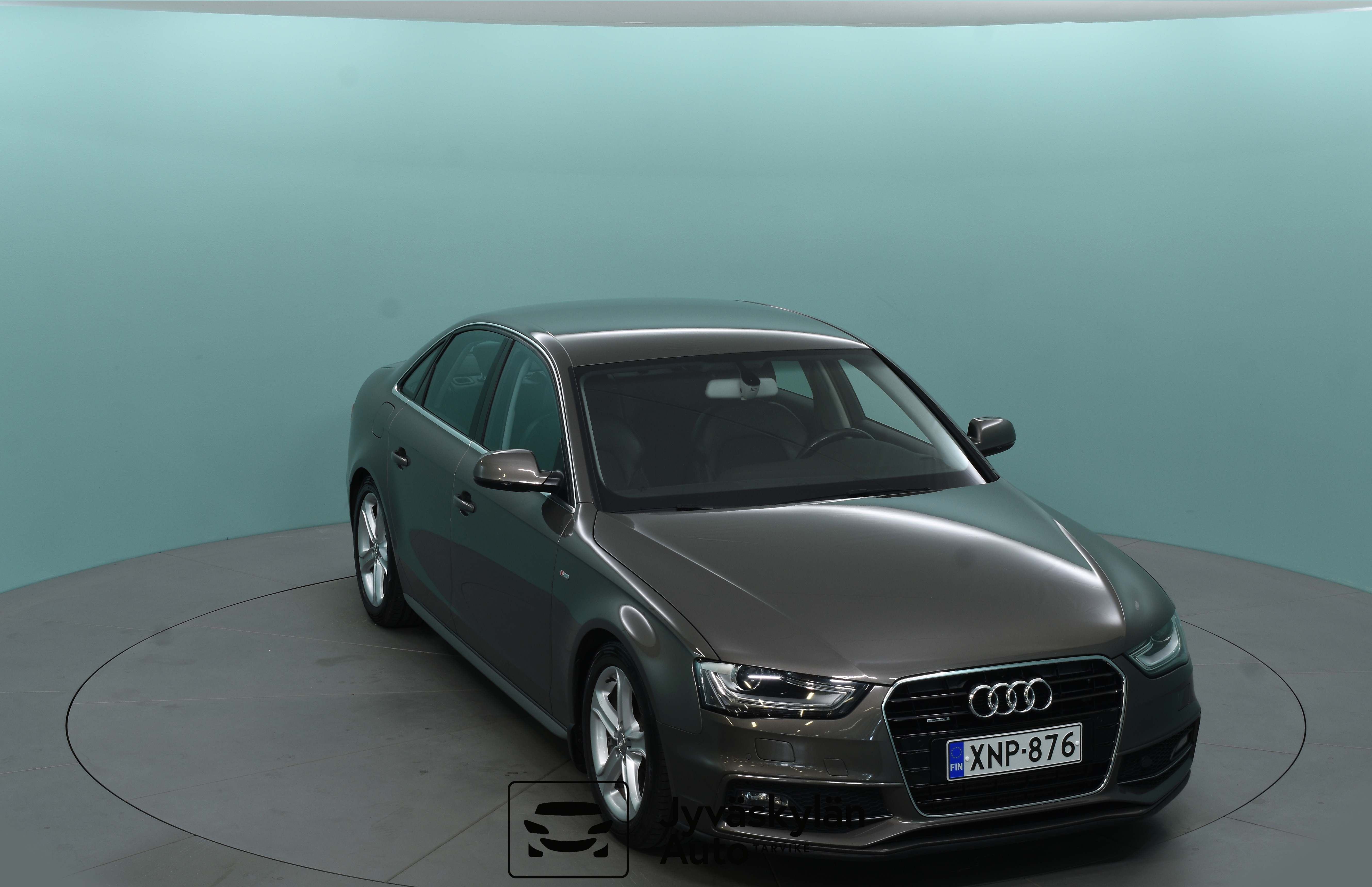 AUDI A4 2015
