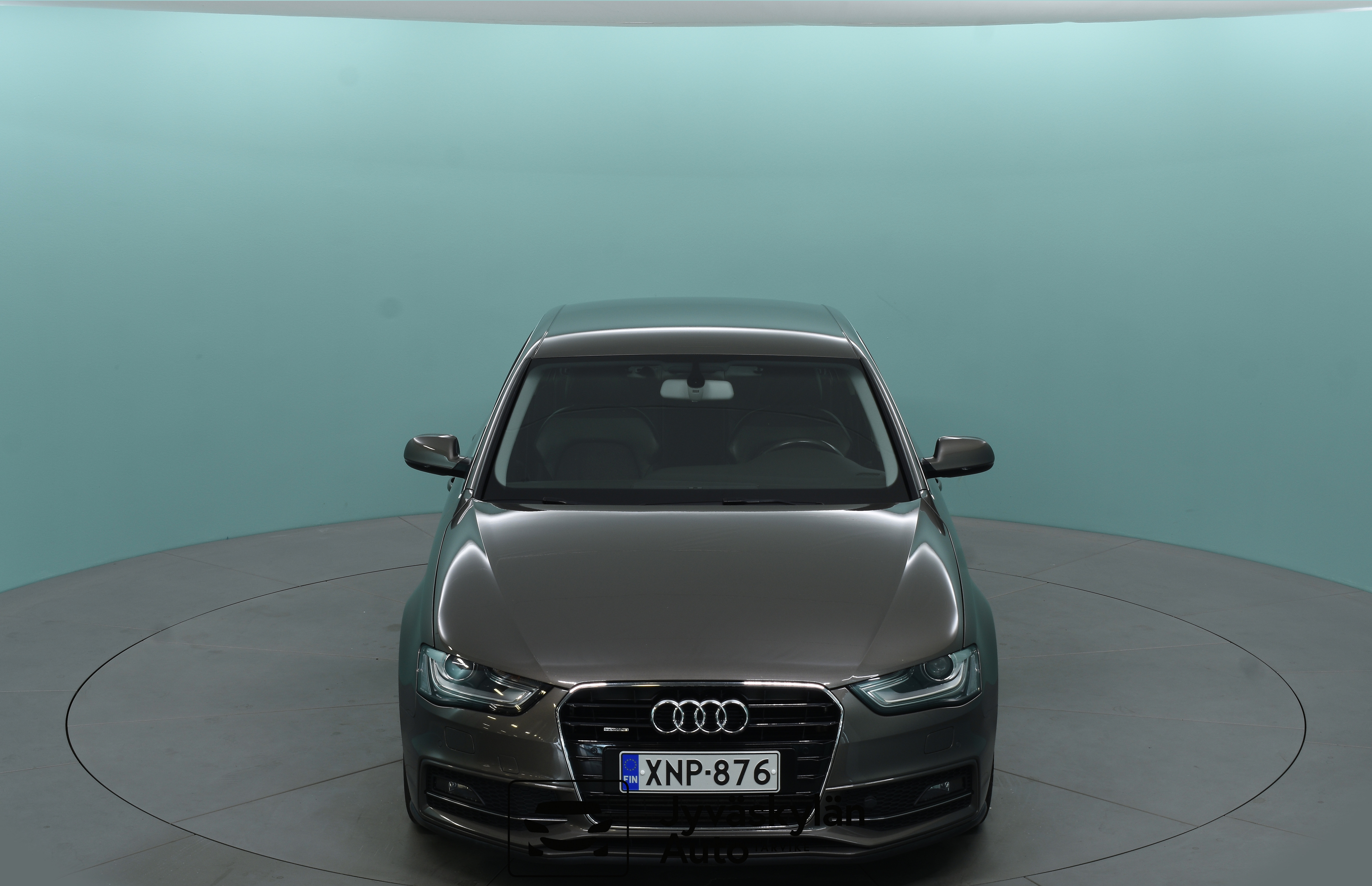 AUDI A4 2015