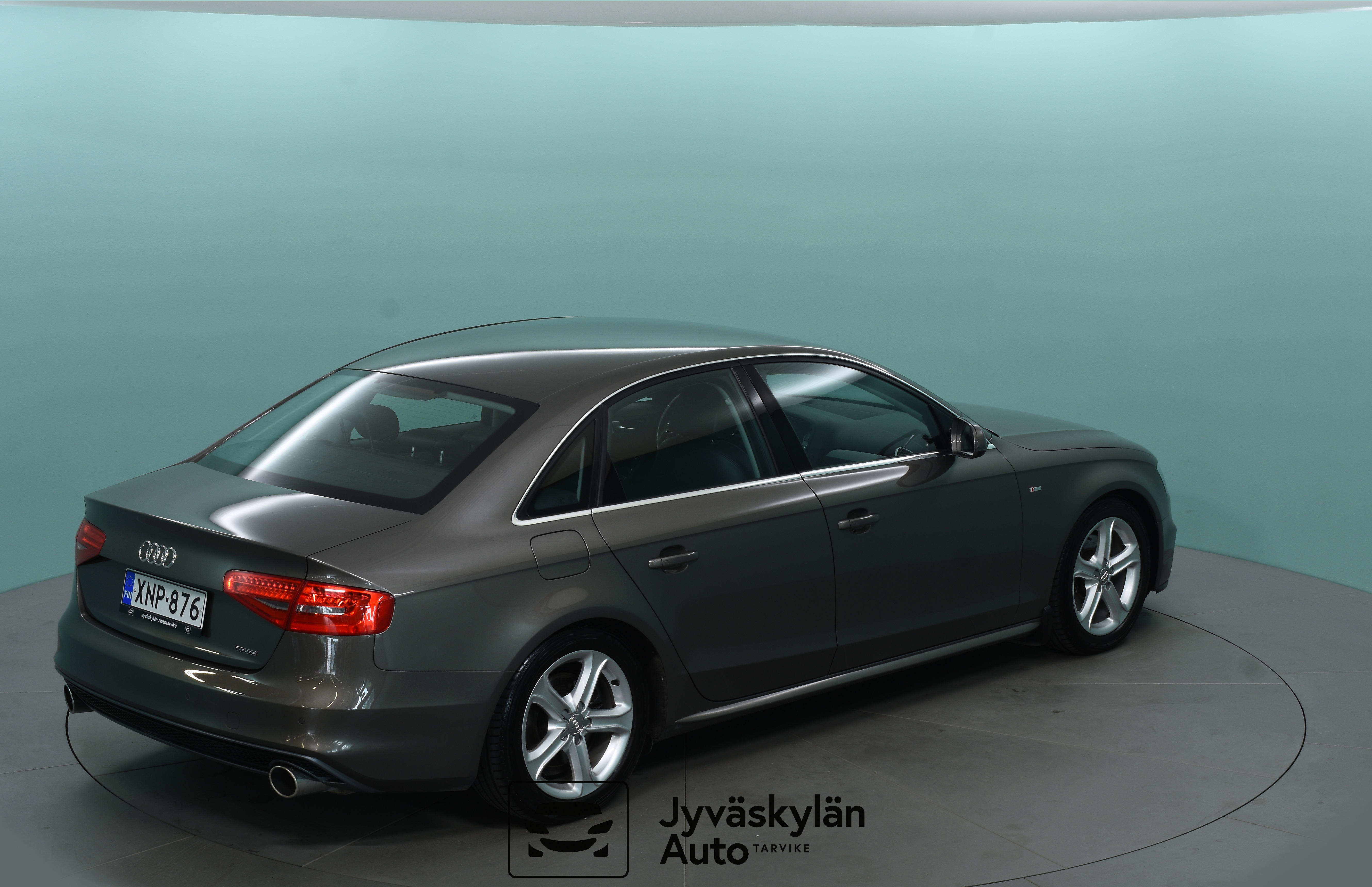 AUDI A4 2015