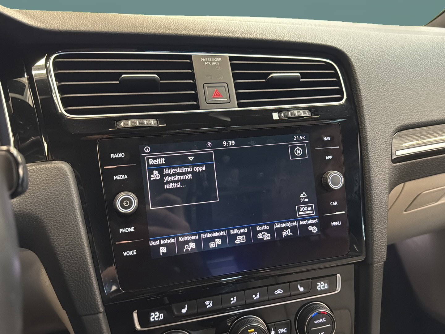 VOLKSWAGEN Golf 2018