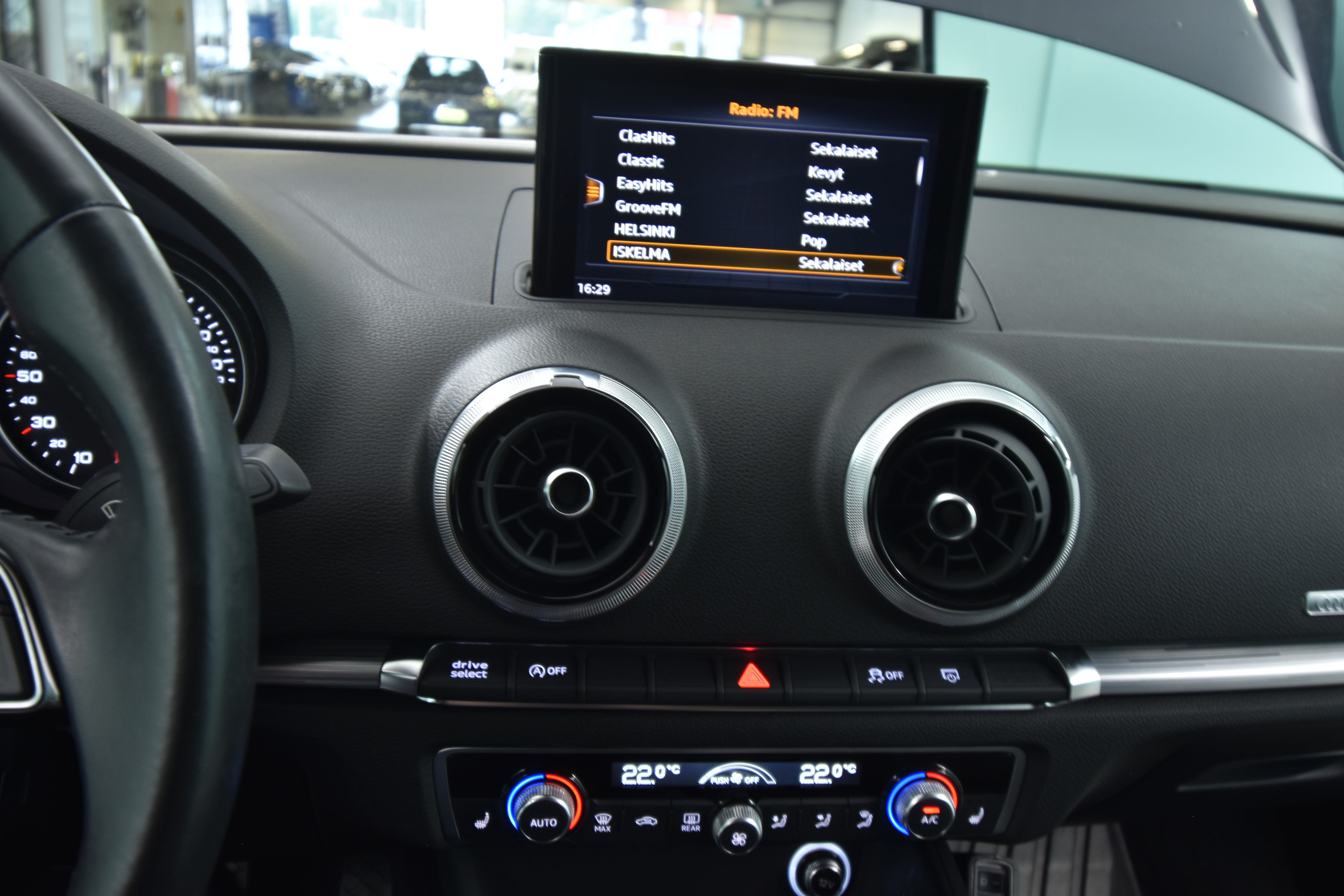 AUDI A3 2018