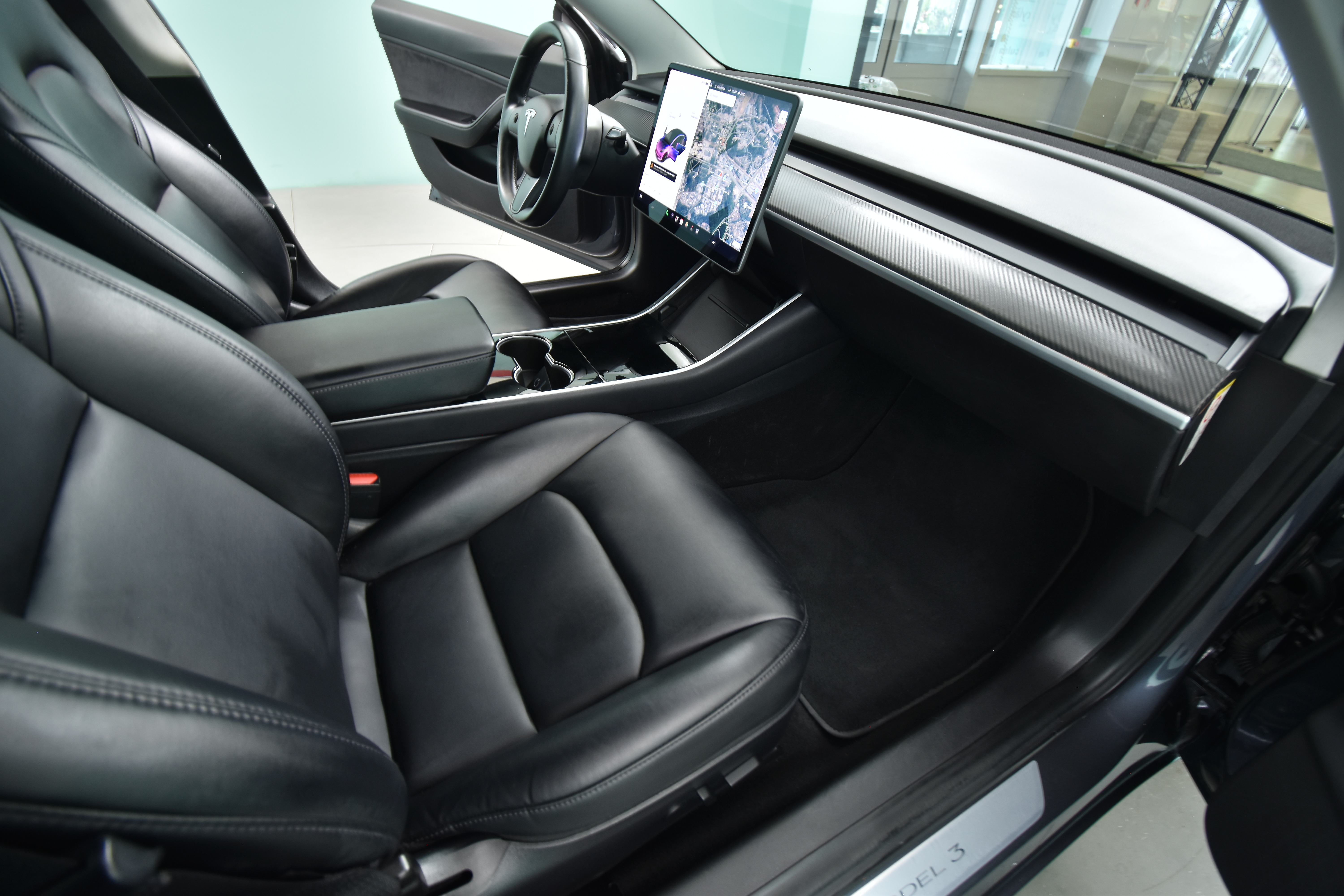 TESLA Model 3 2019