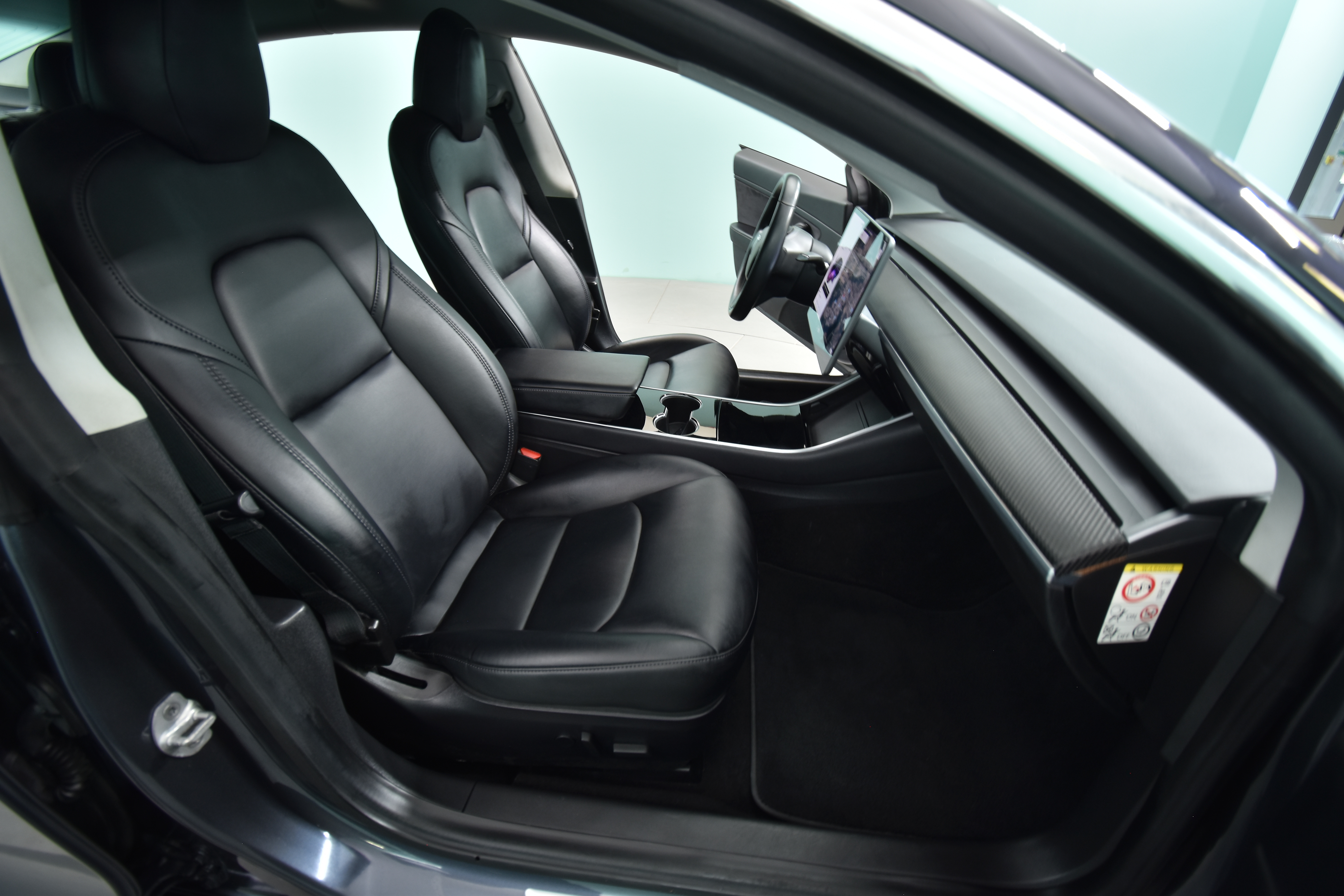 TESLA Model 3 2019