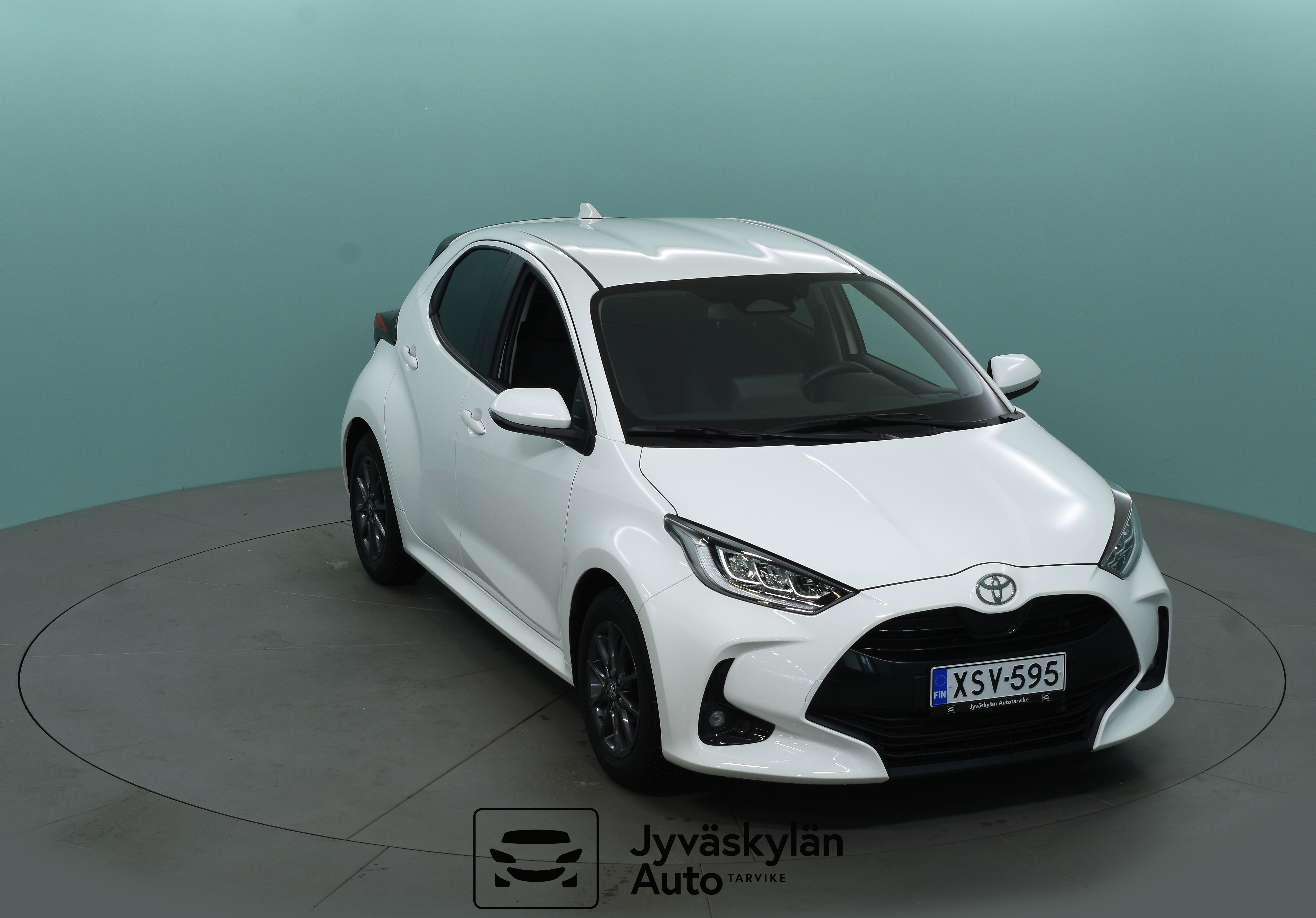 TOYOTA Yaris 2024