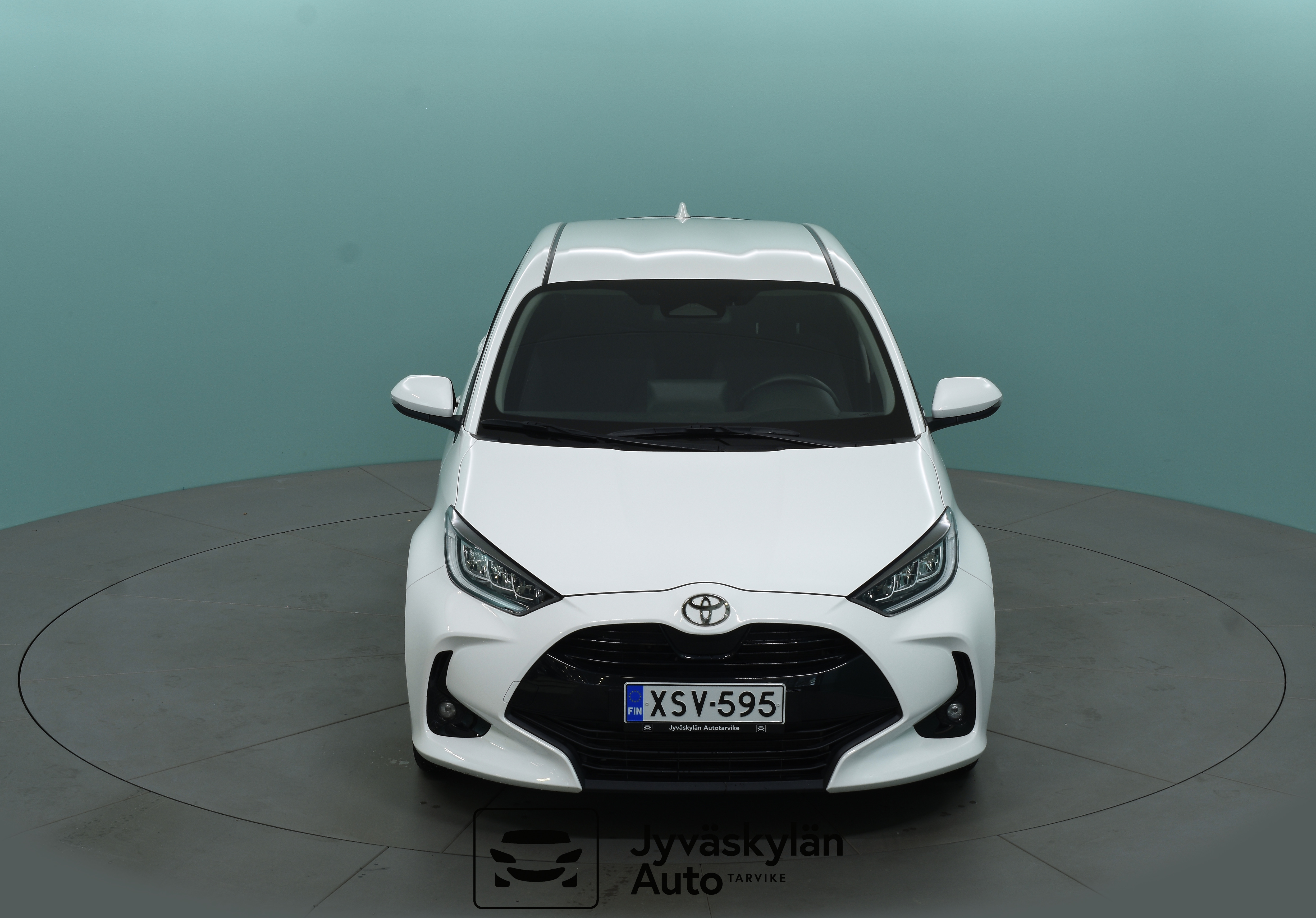 TOYOTA Yaris 2024