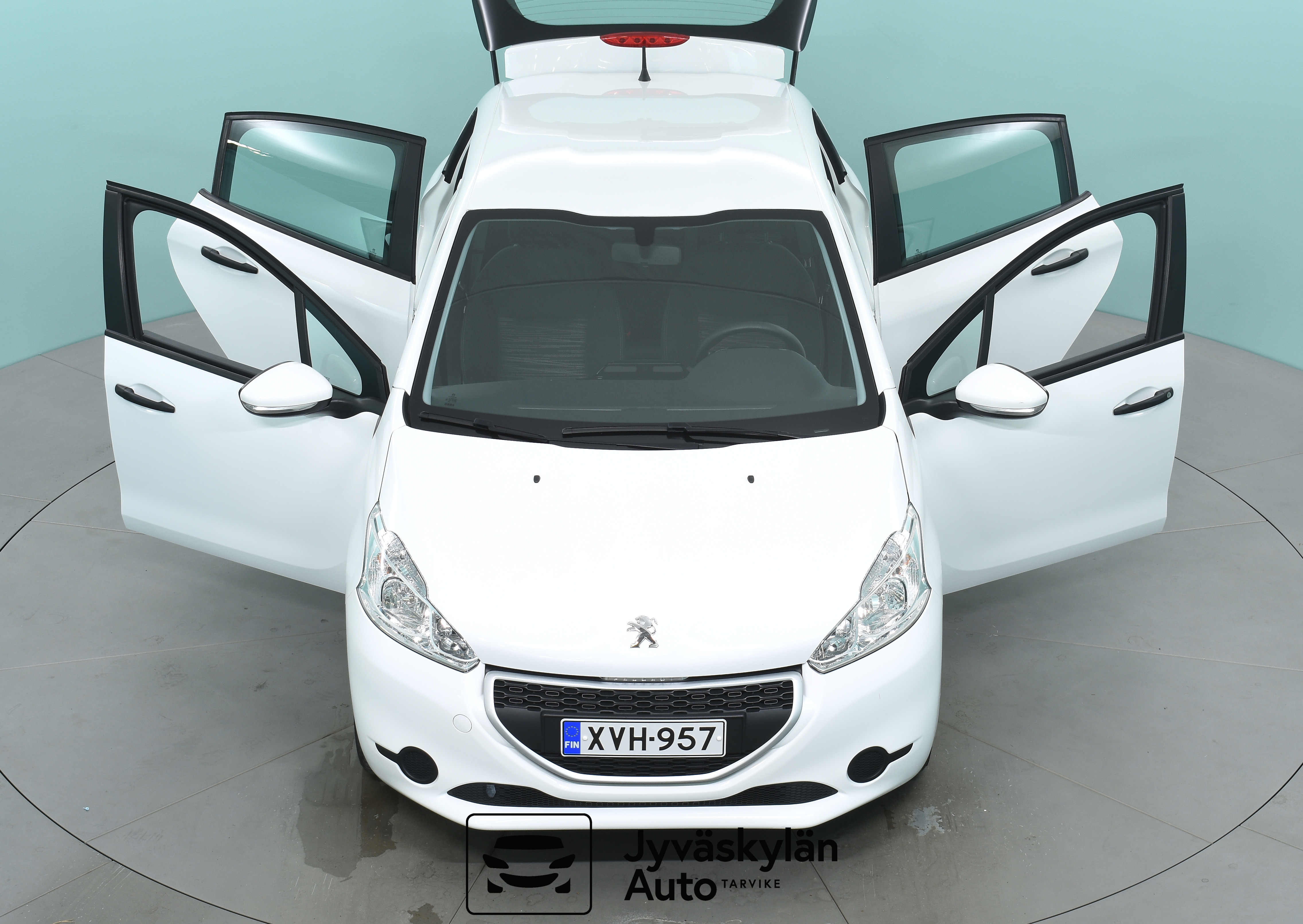 PEUGEOT 208 2014