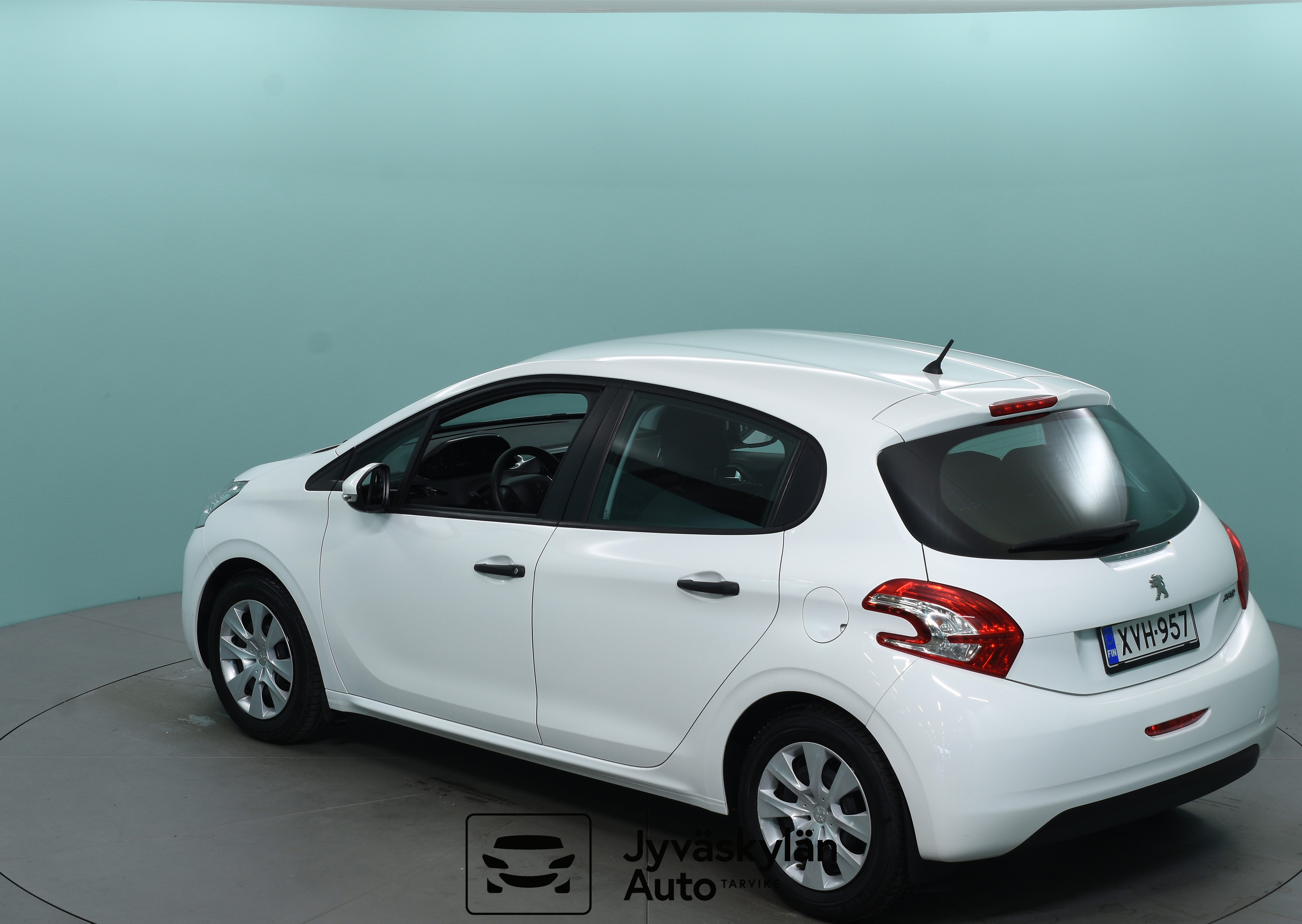 PEUGEOT 208 2014