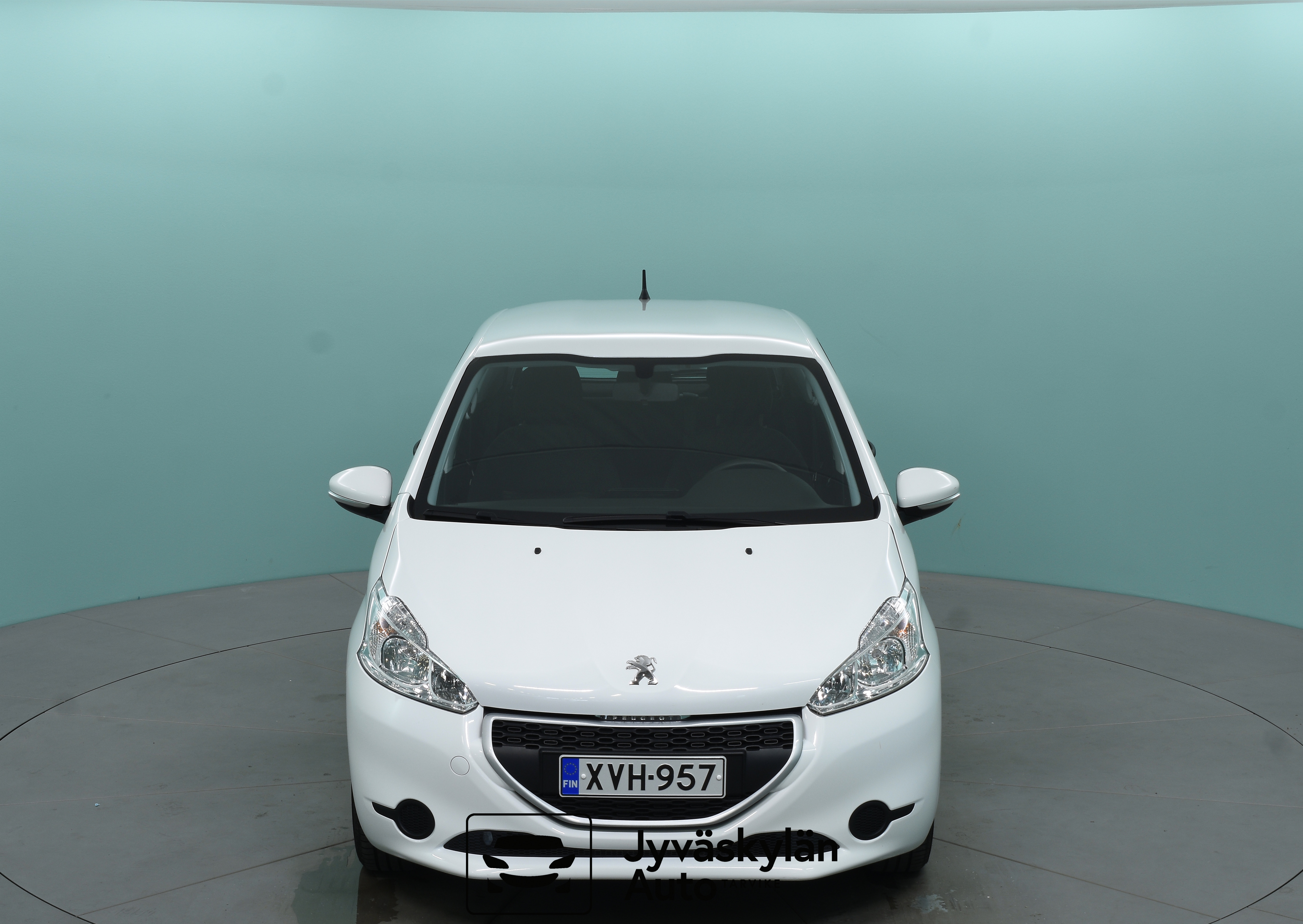 PEUGEOT 208 2014