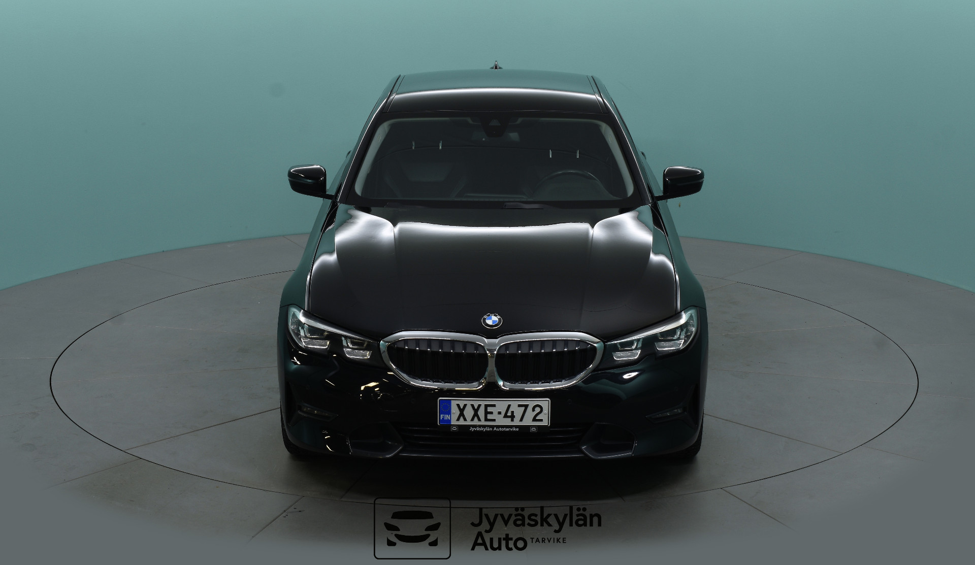 BMW 330 2019