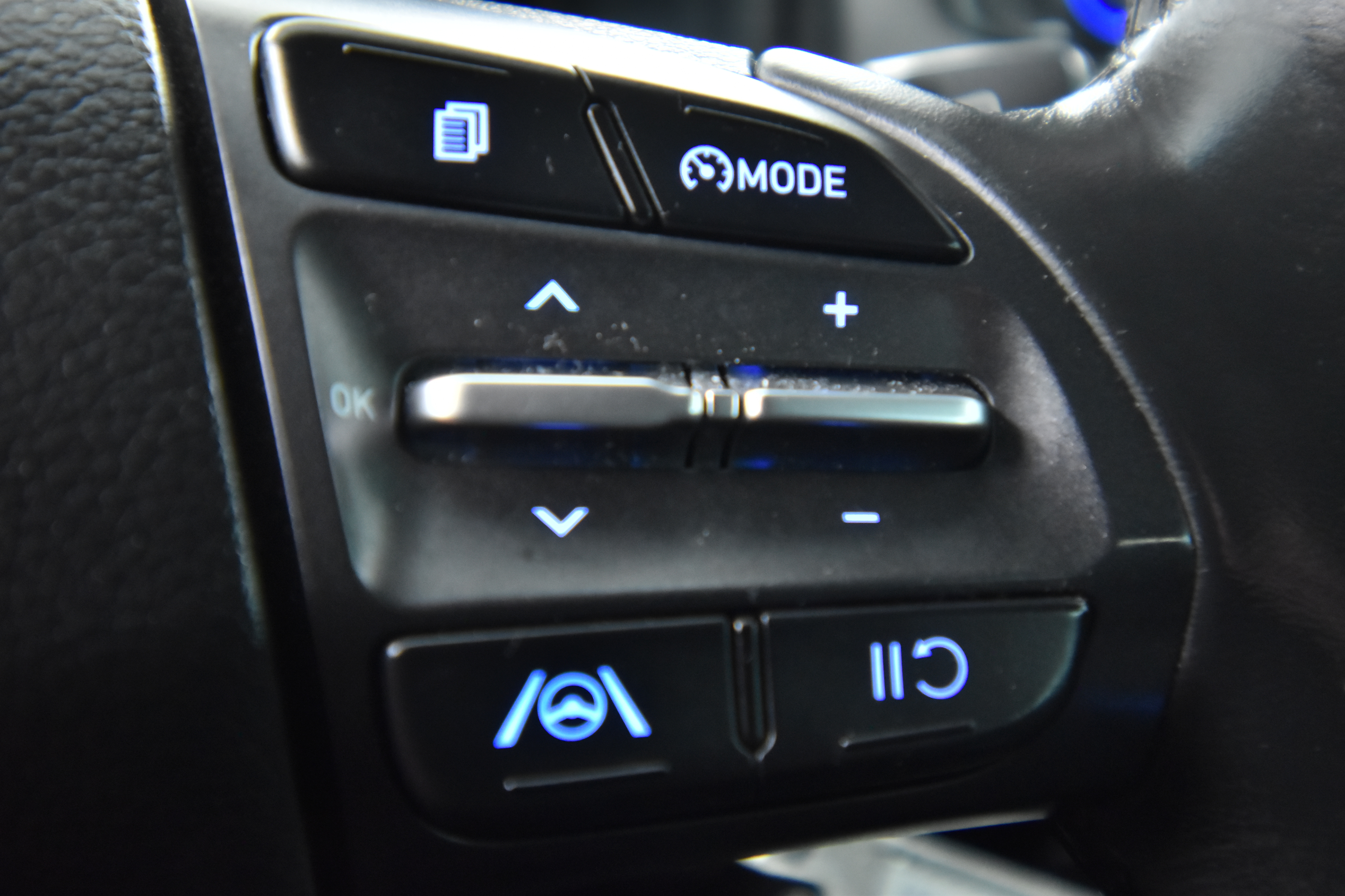 HYUNDAI KONA 2022