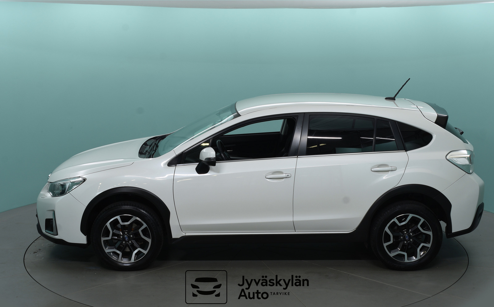 SUBARU XV 2016