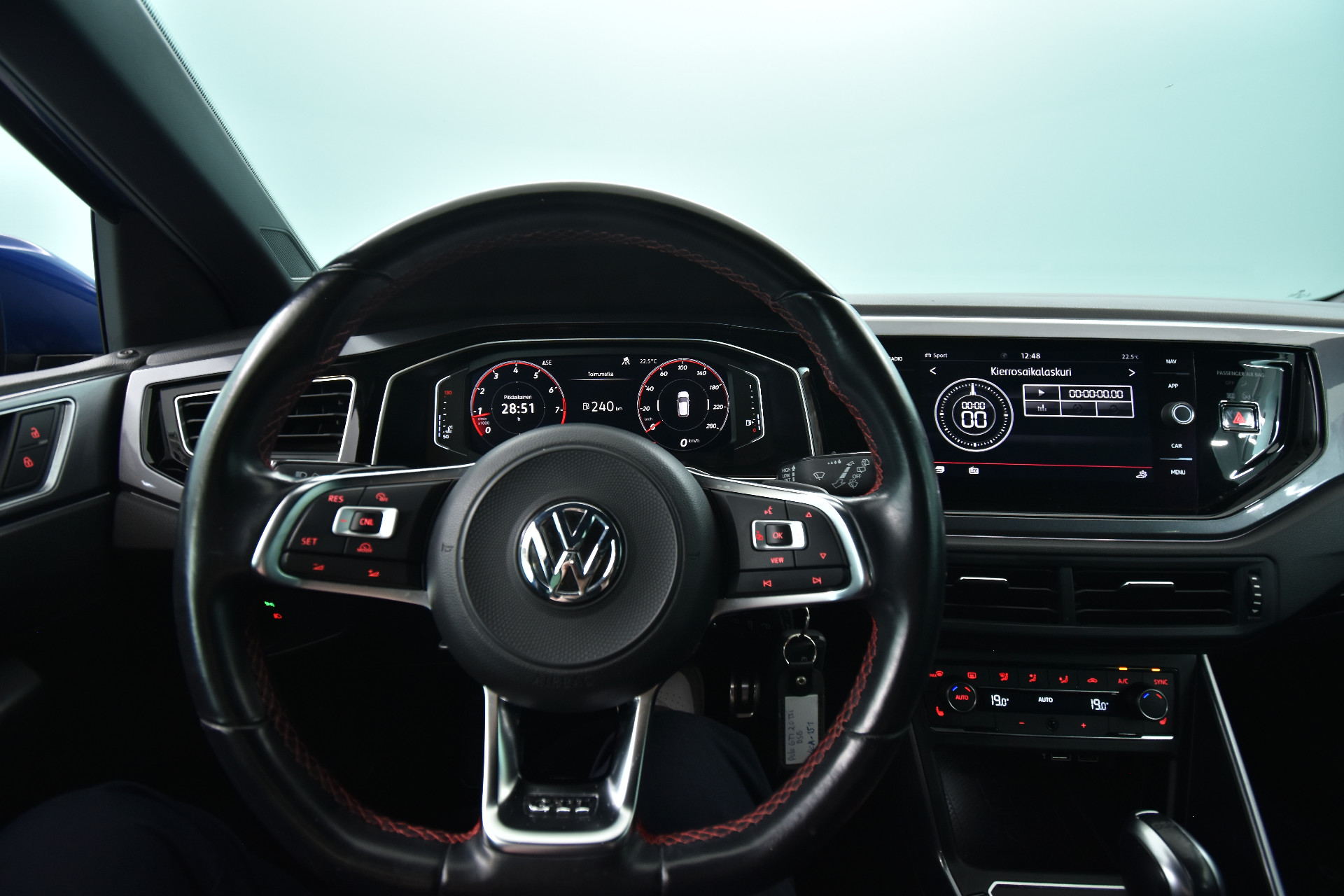 VOLKSWAGEN Polo 2018