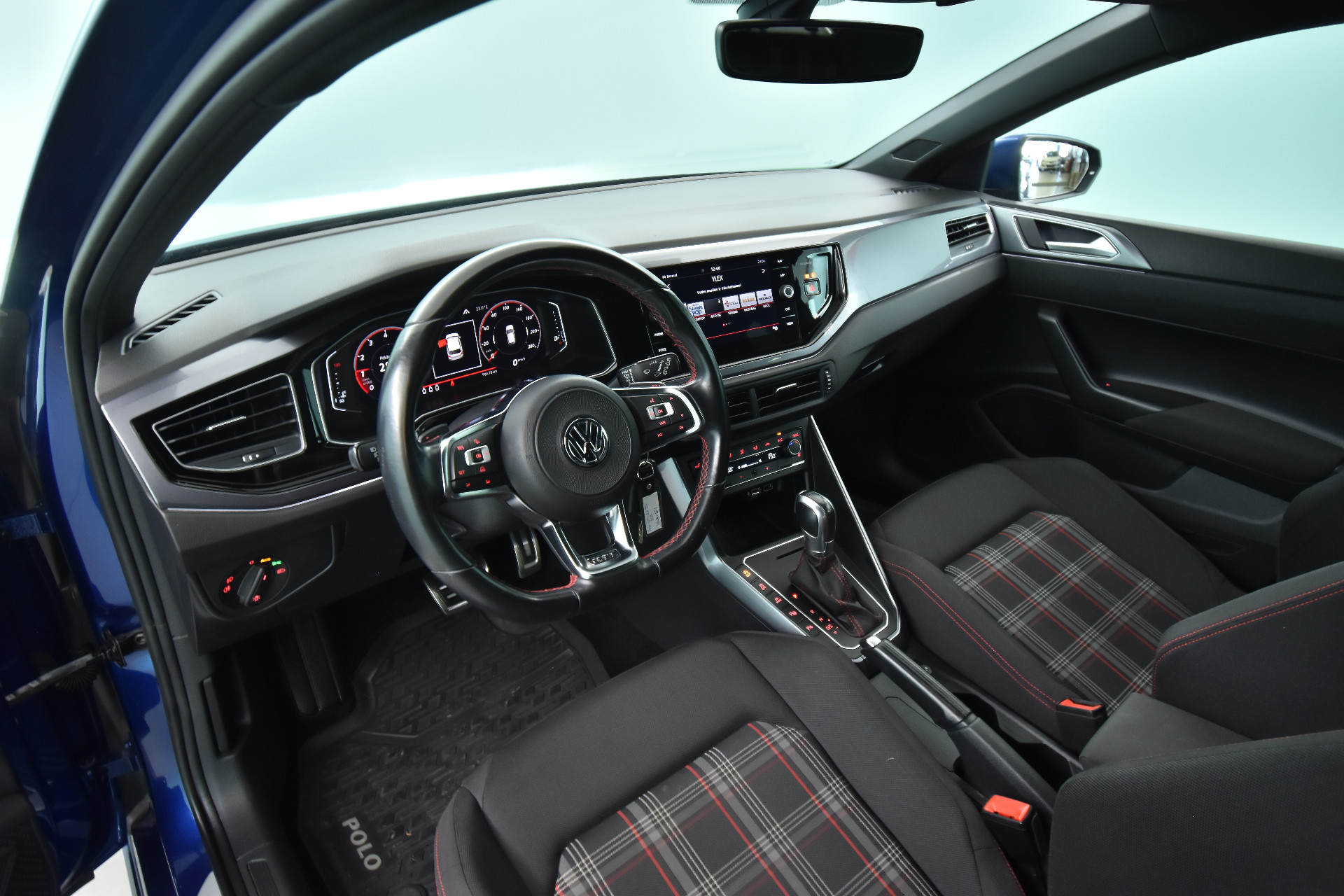 VOLKSWAGEN Polo 2018