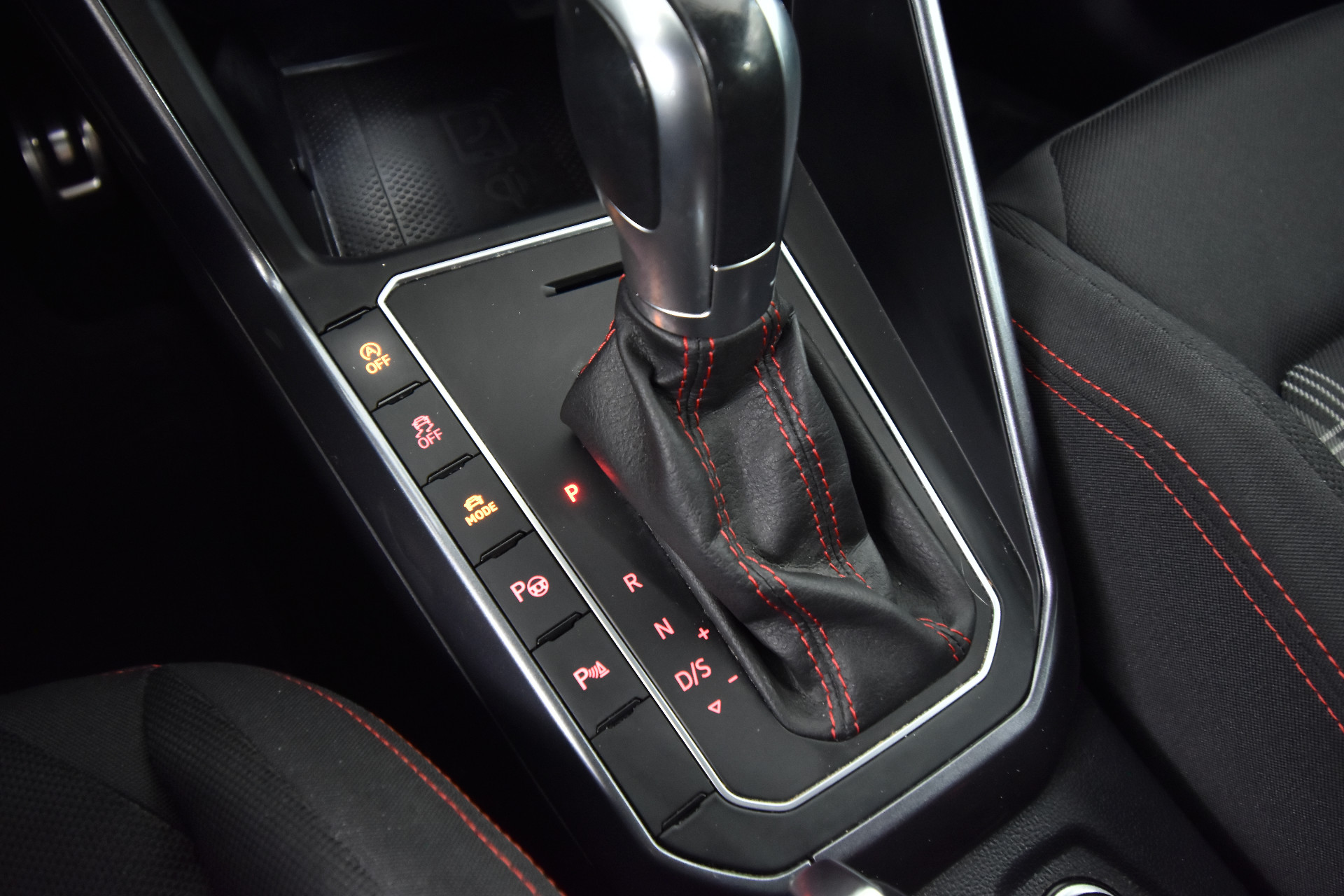 VOLKSWAGEN Polo 2018