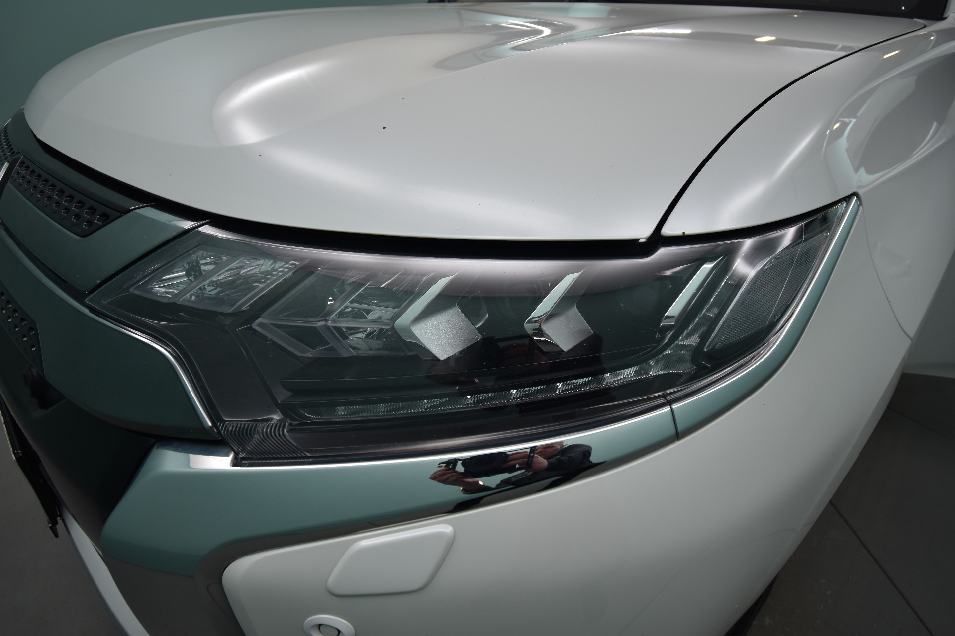 MITSUBISHI Outlander PHEV 2019