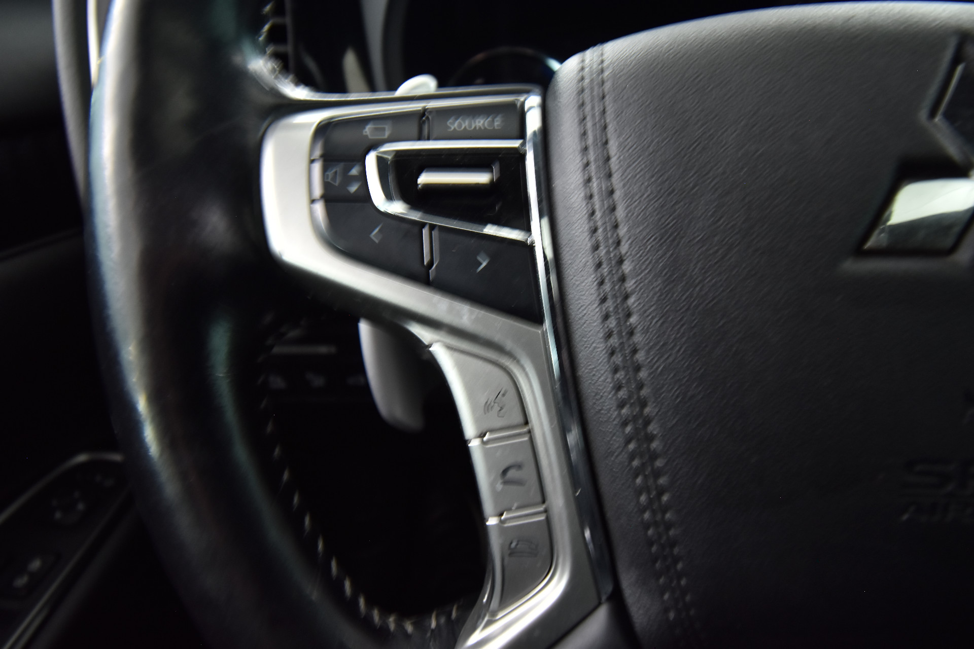 MITSUBISHI Outlander PHEV 2019