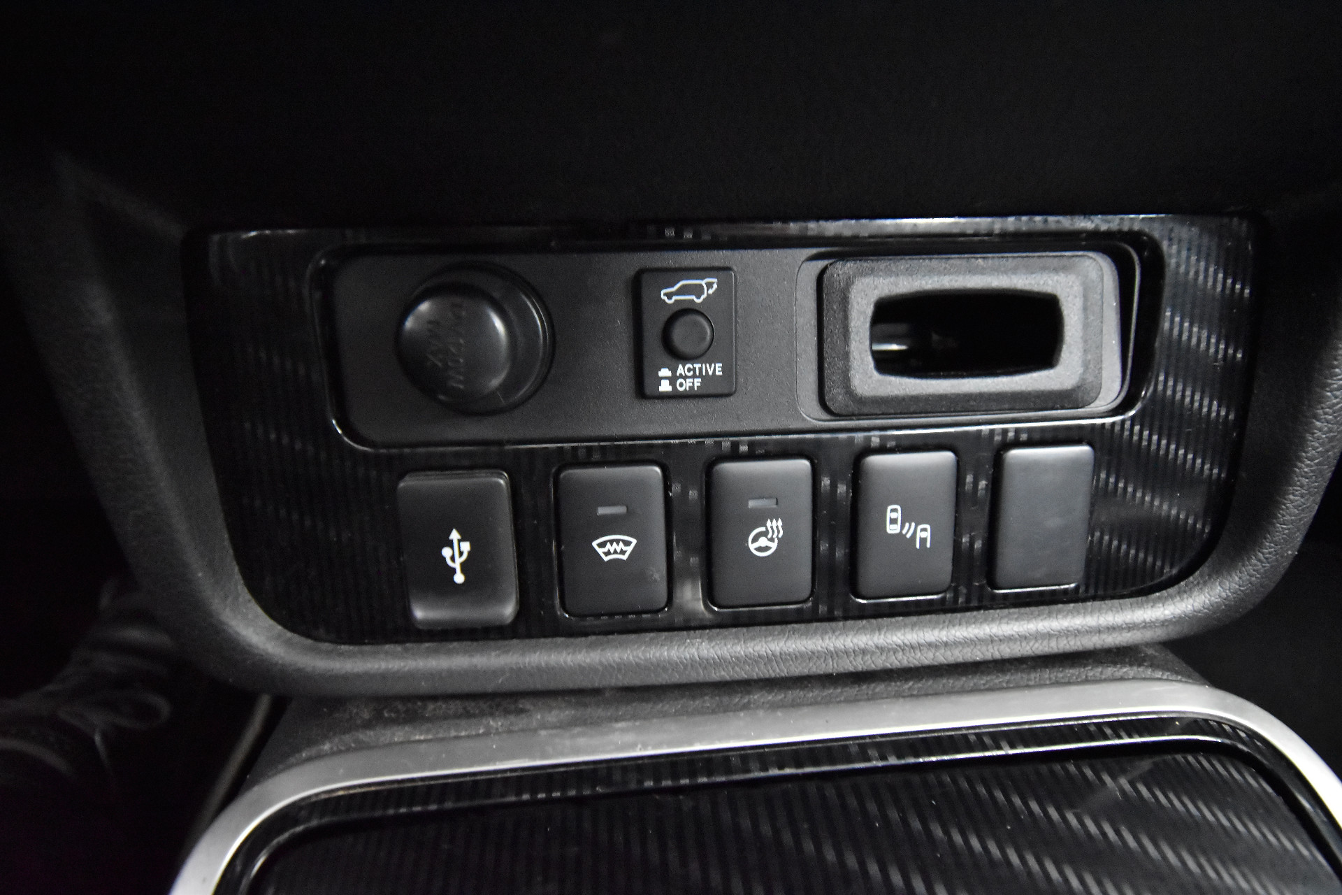 MITSUBISHI Outlander PHEV 2019