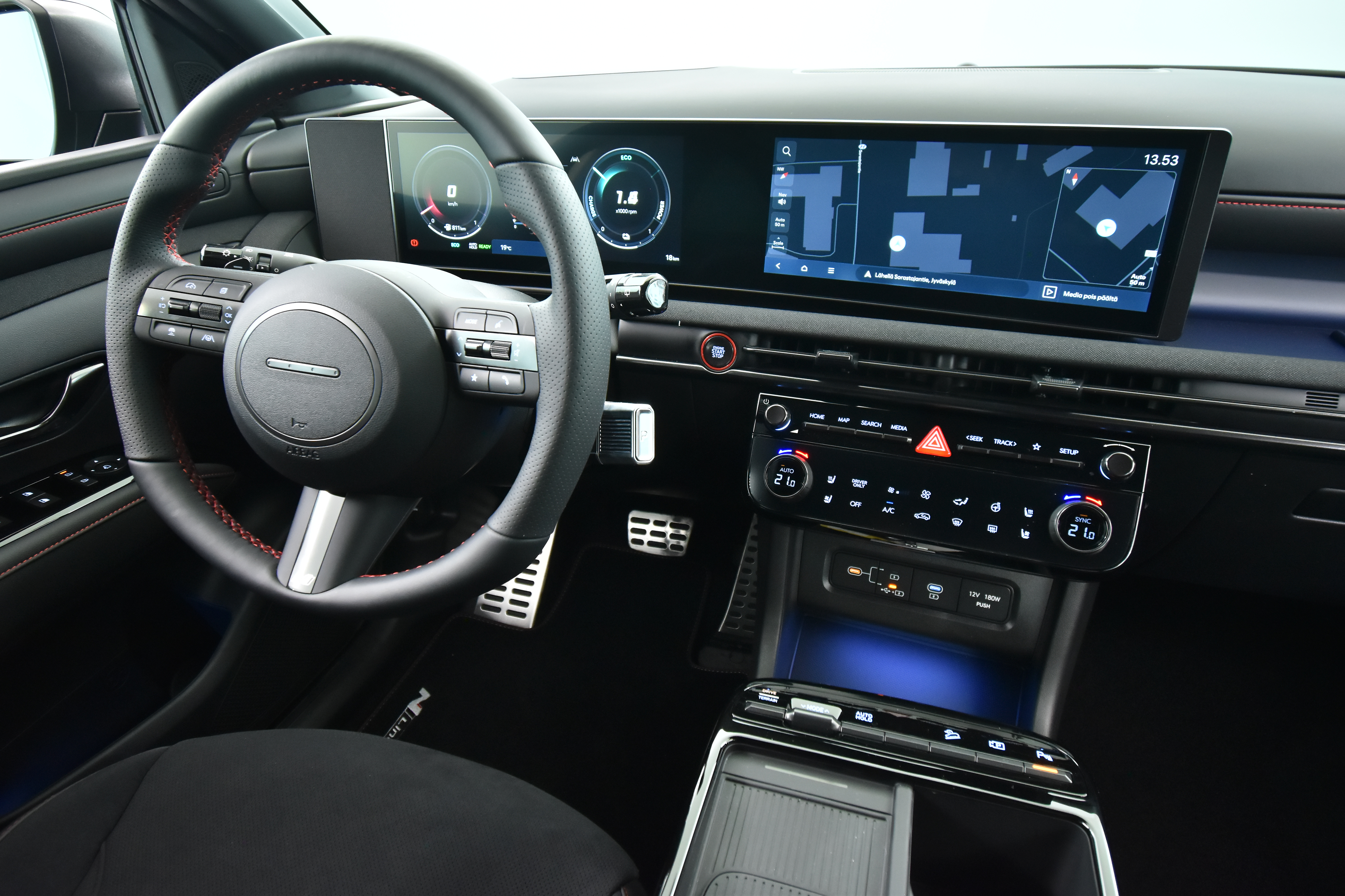 Hyundai TUCSON Hybrid 2026