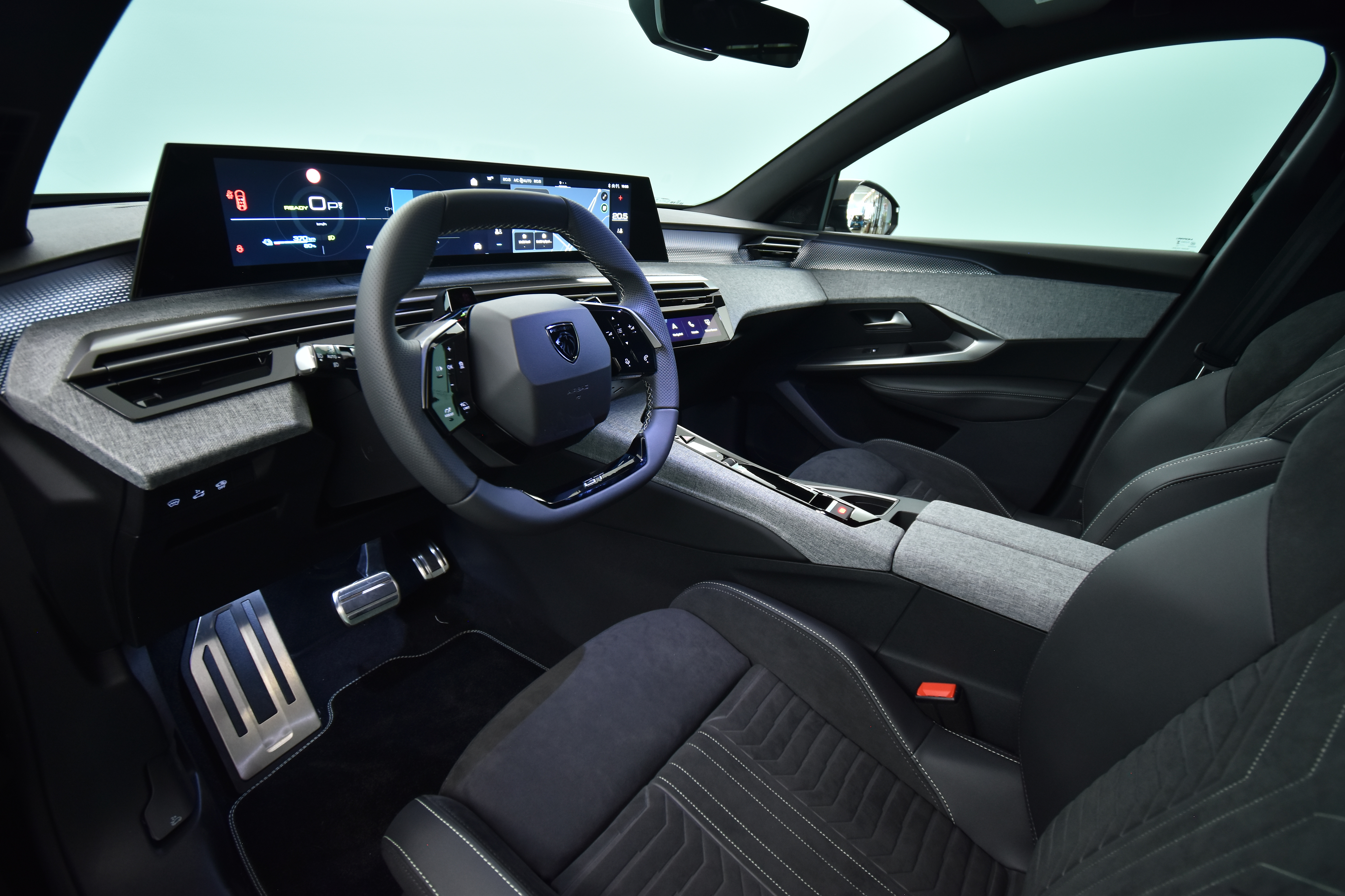 Peugeot E-5008 2026