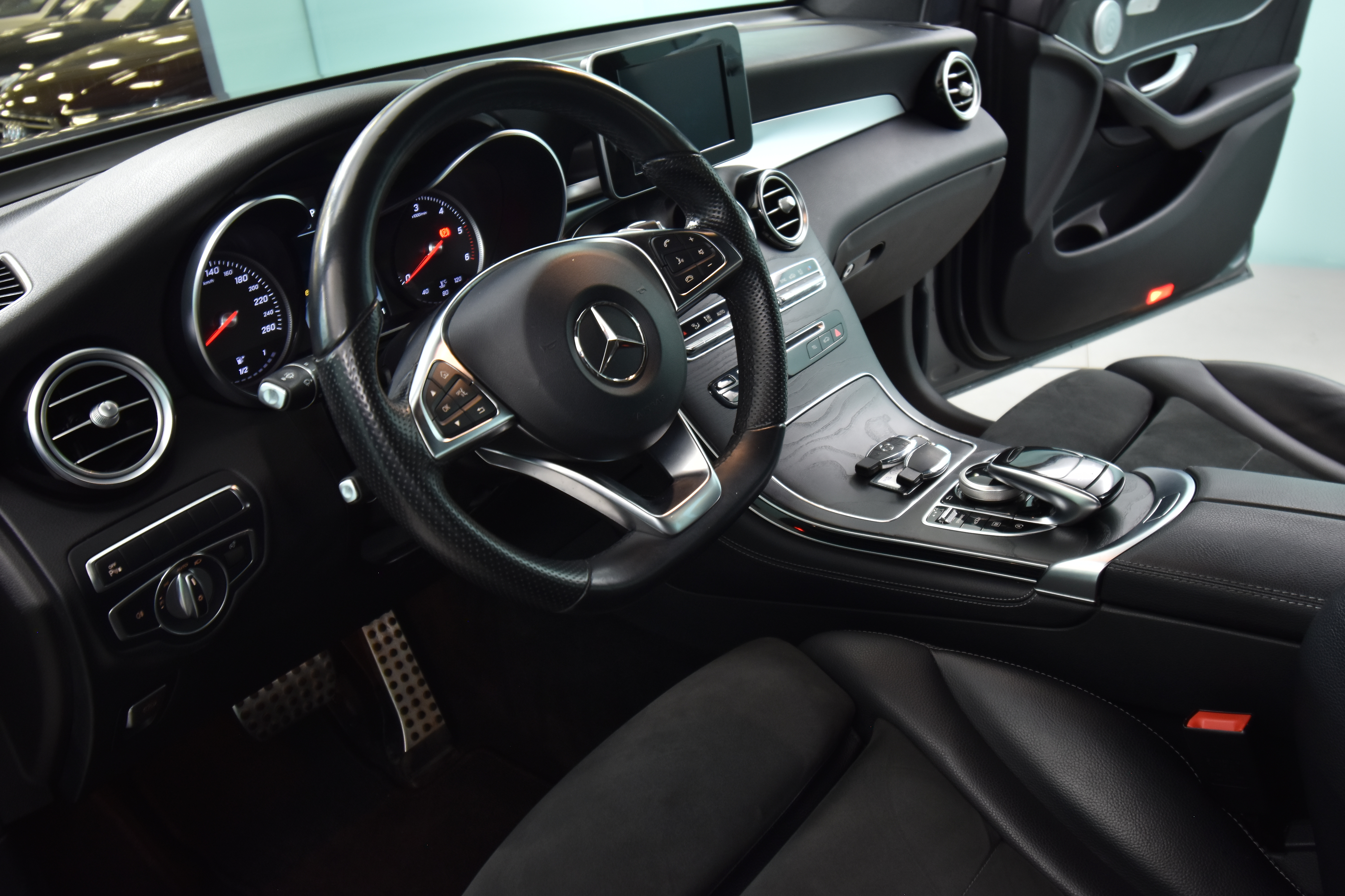 MERCEDES-BENZ GLC 2017