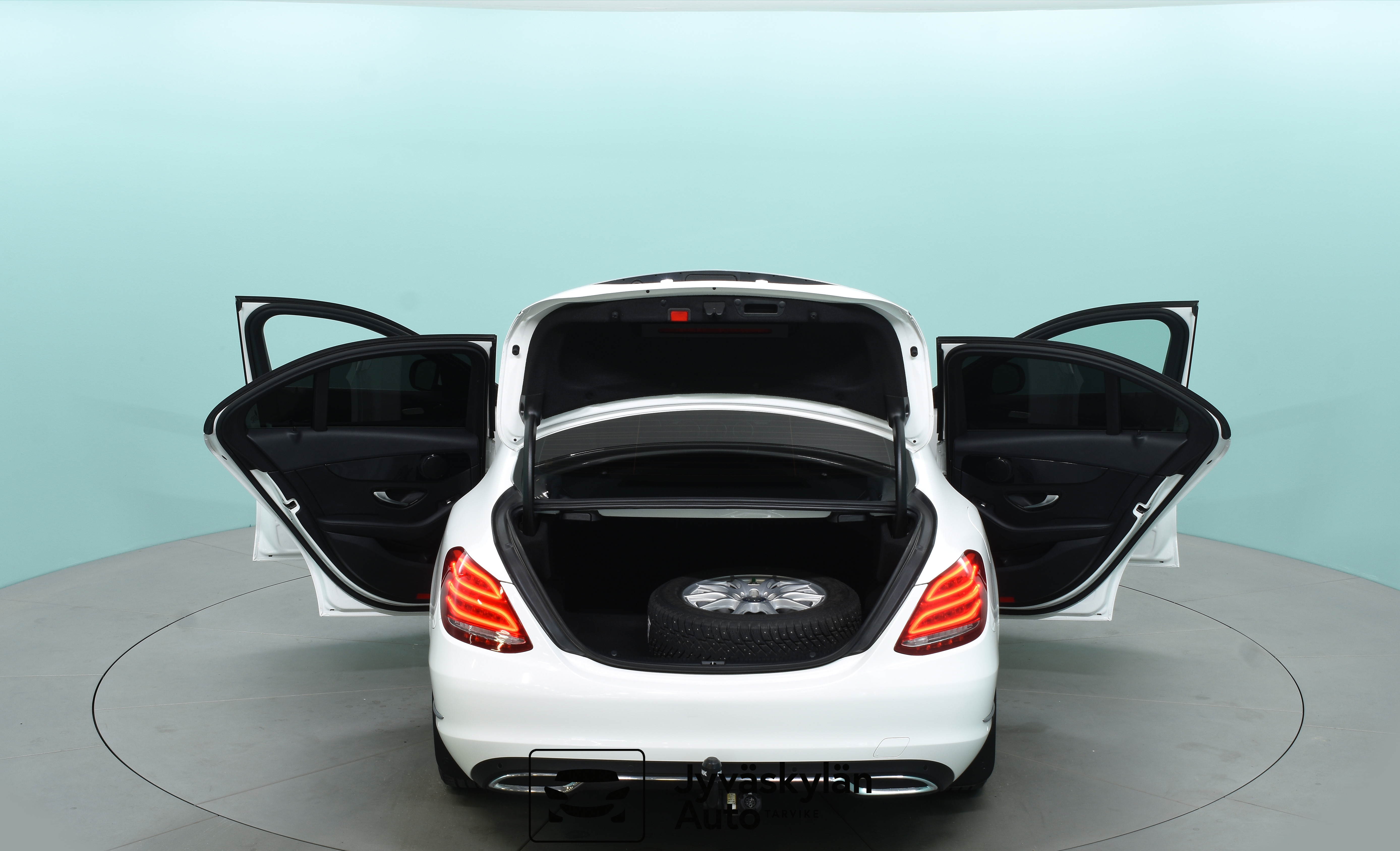MERCEDES-BENZ C 2015