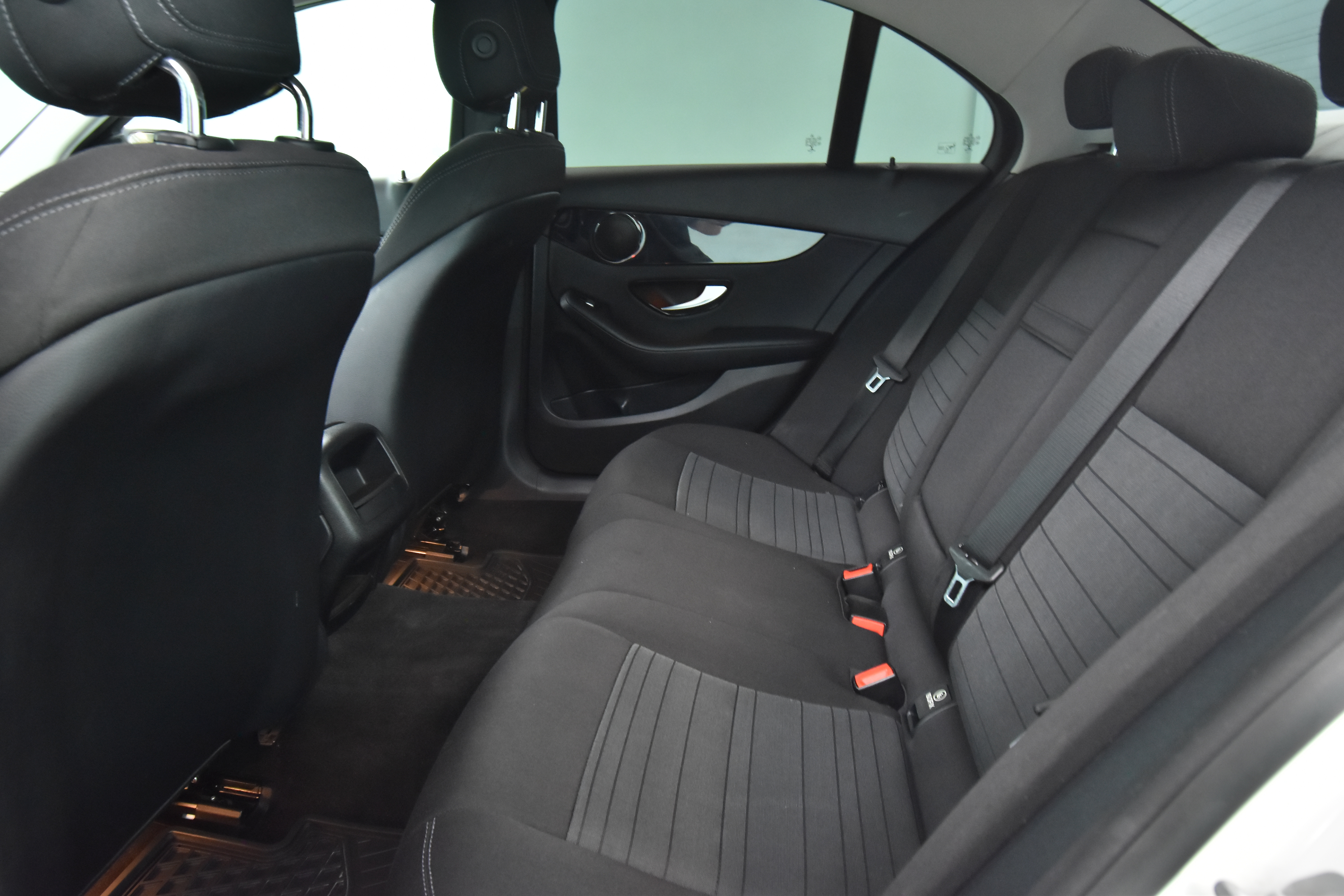 MERCEDES-BENZ C 2015