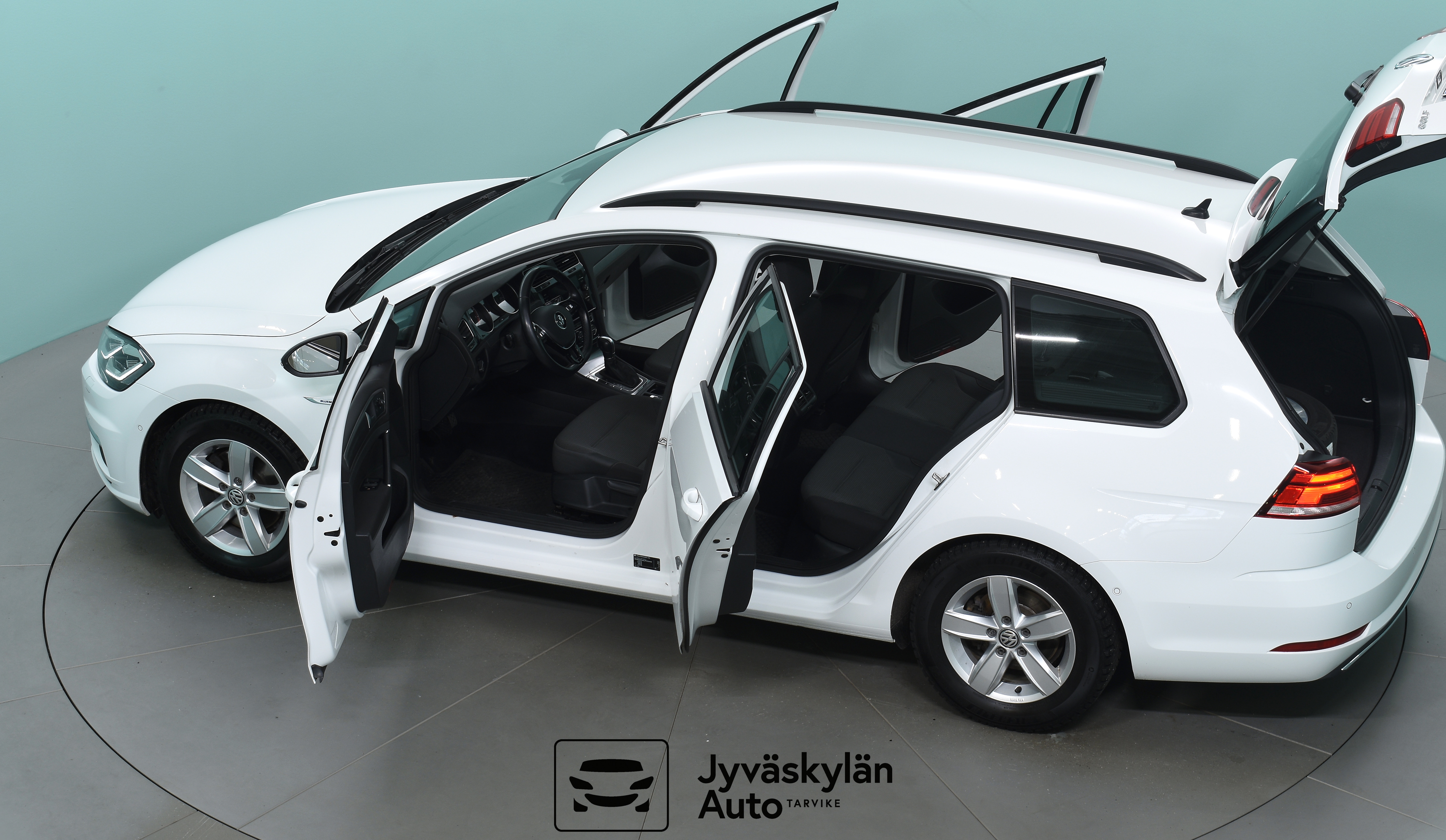 VOLKSWAGEN Golf 2017